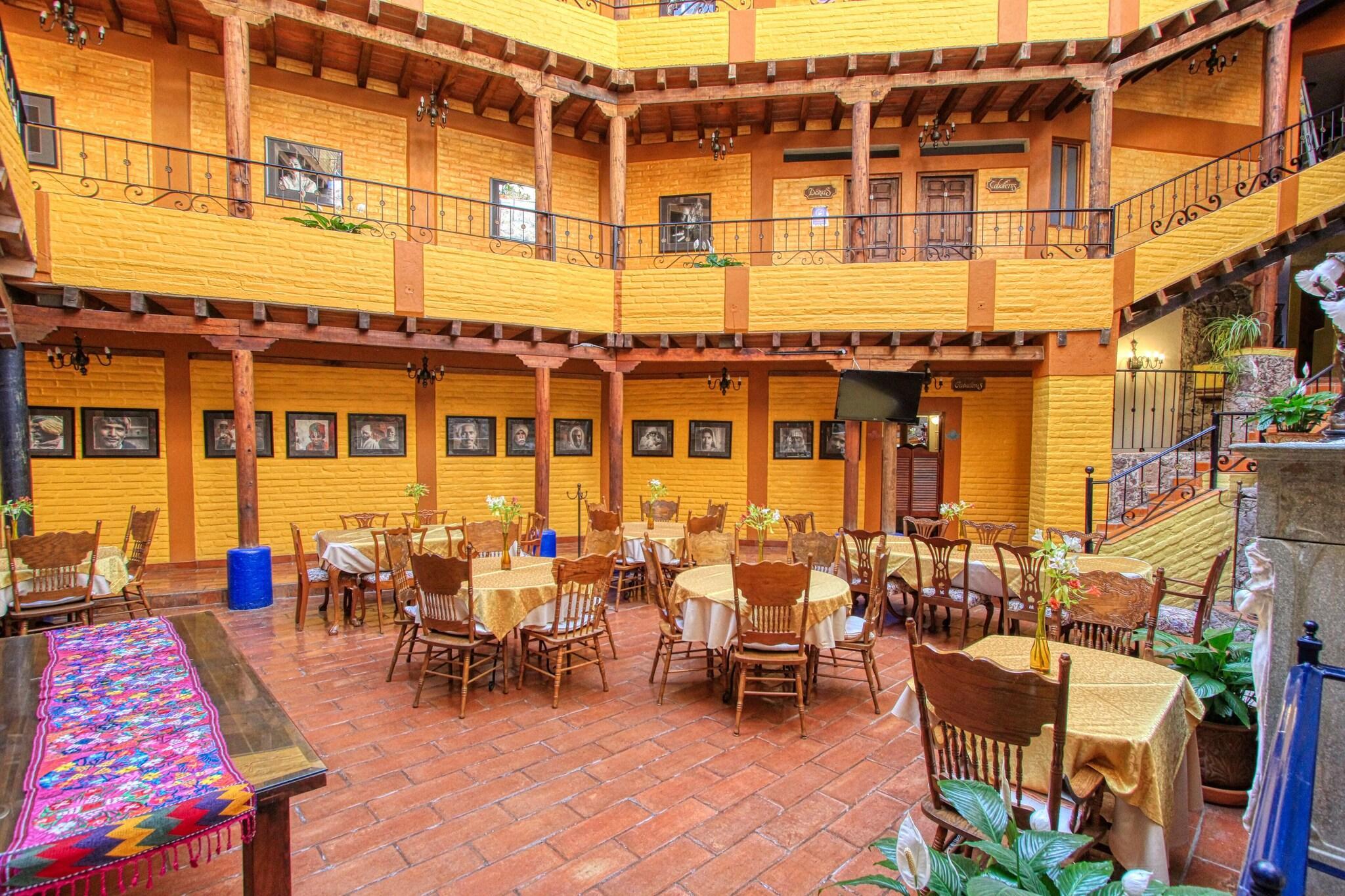 Restaurant El Mesón de los Poetas