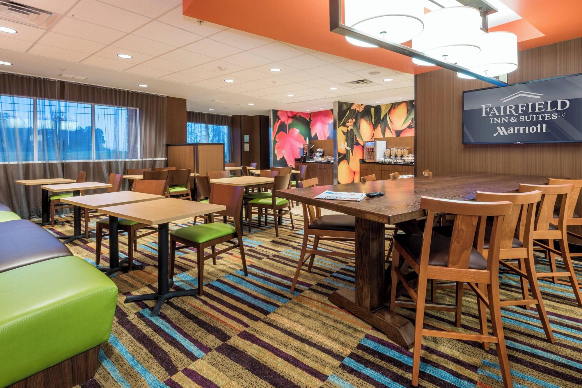 Restaurant Fairfield Inn & Suites Enterprise