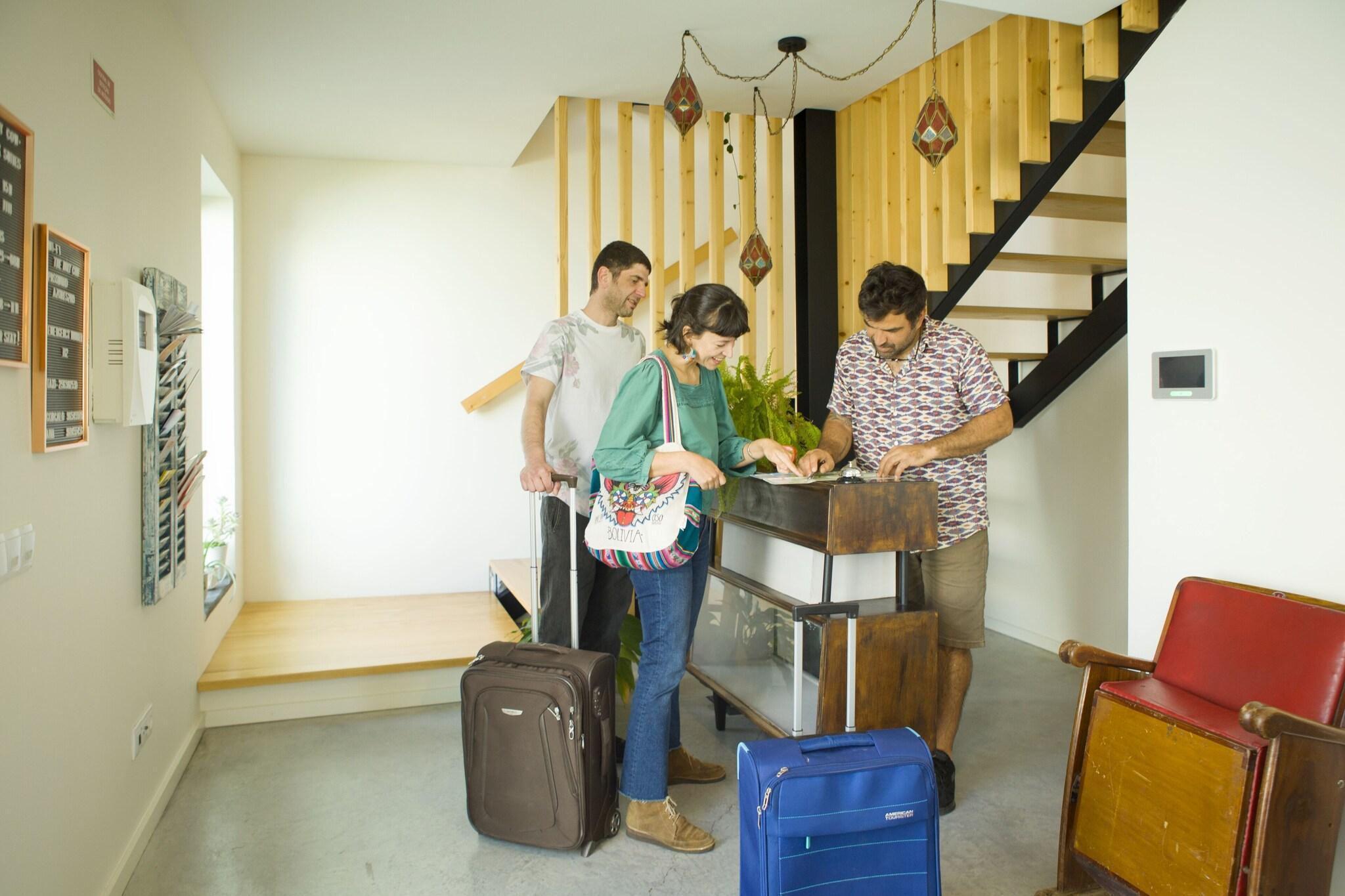 Vista Lobby The Holy Cow - Hostel & Suites