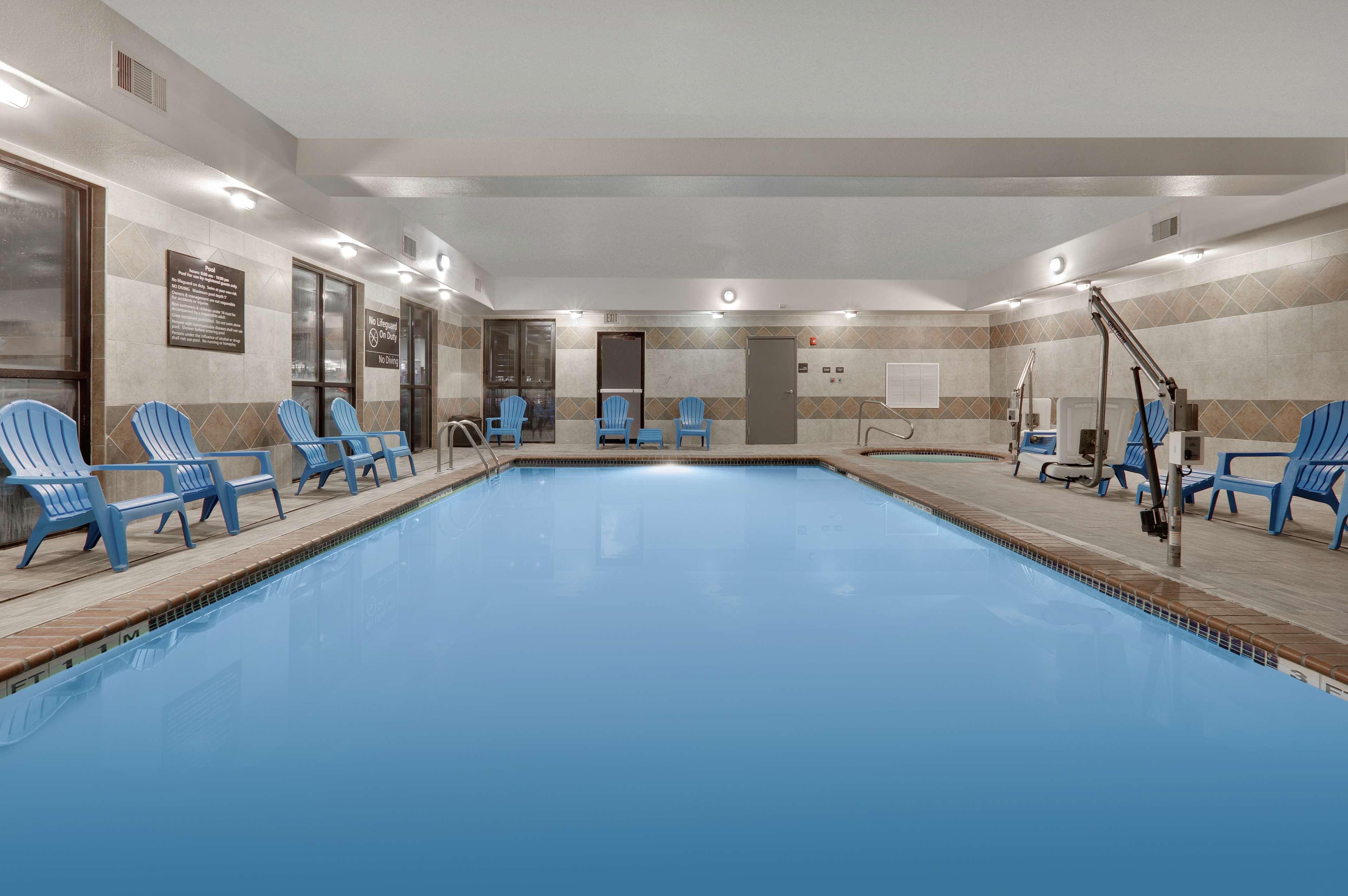 Vista Piscina Hampton Inn & Suites Childress