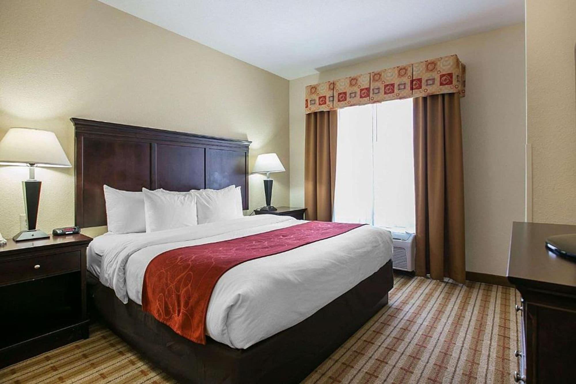 Habitación Comfort Suites Augusta Riverwatch