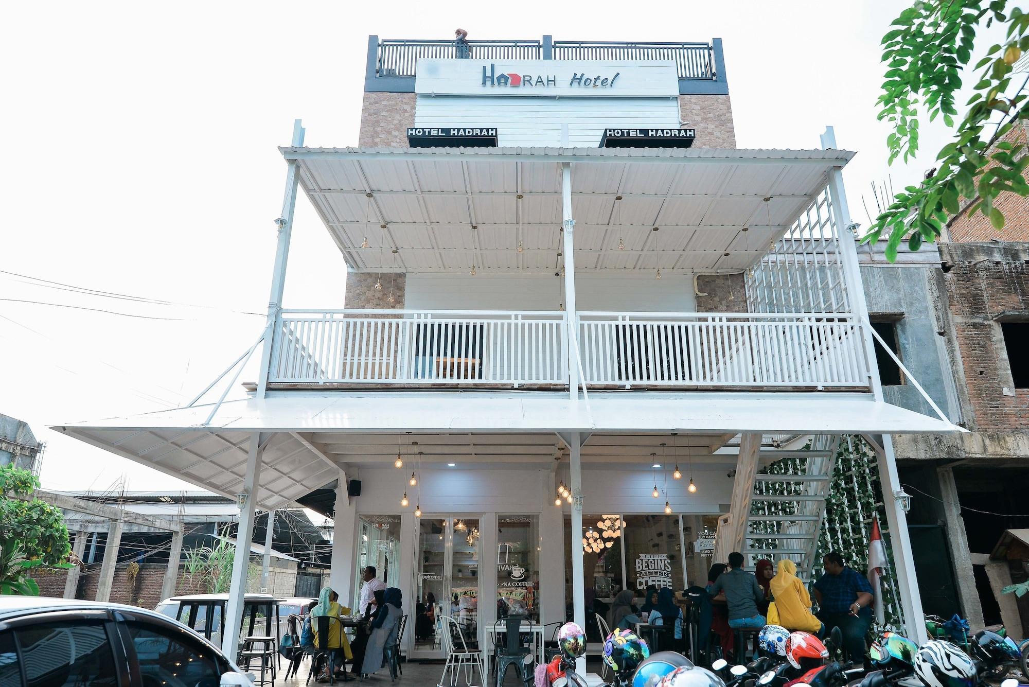 Vista Exterior Hadrah Hotel