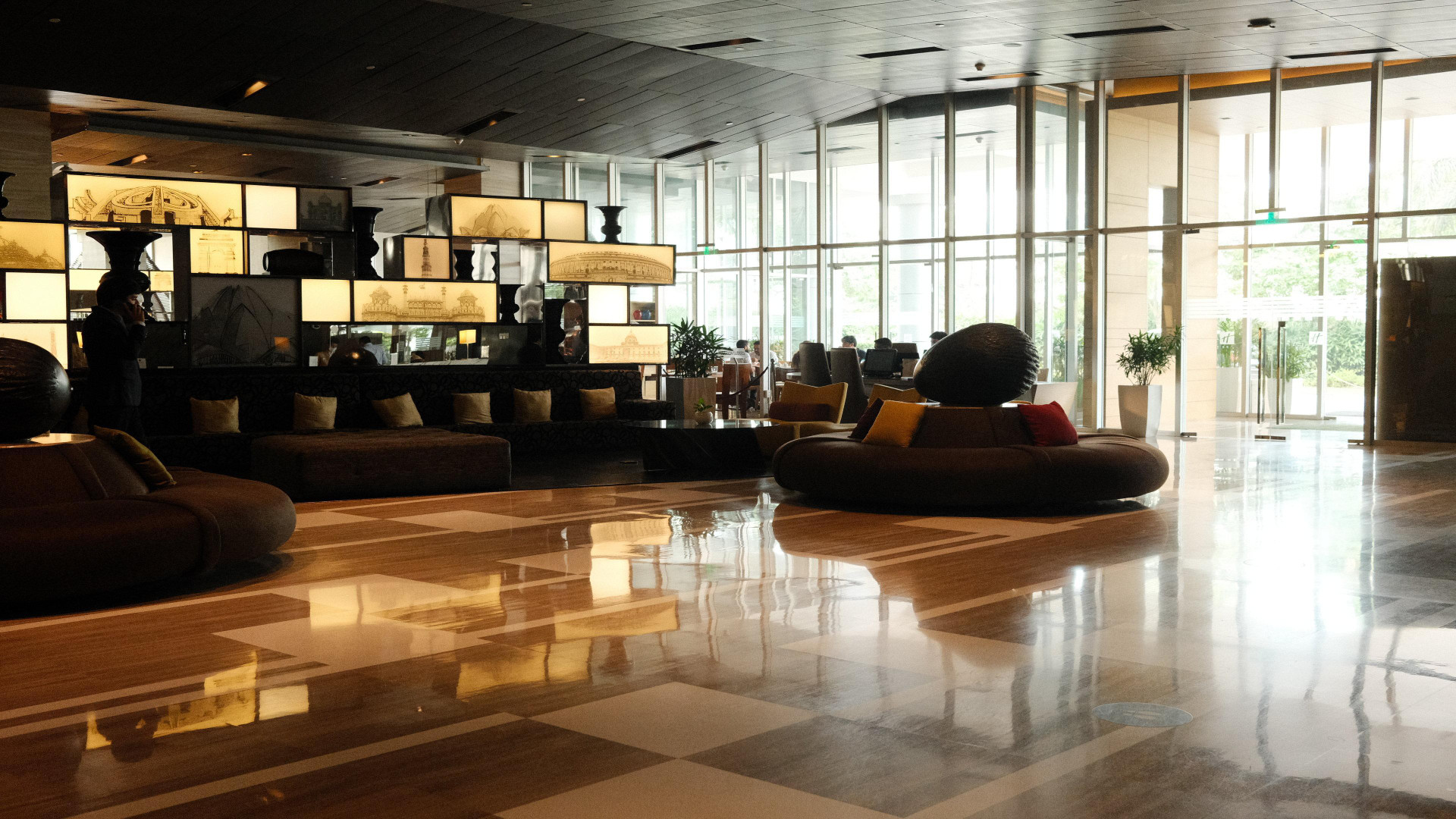 Vista Exterior Holiday Inn New Delhi Aerocity by IHG