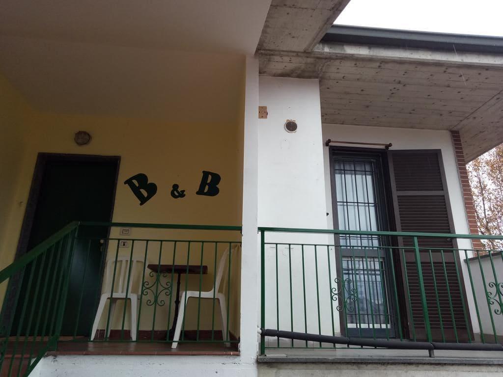 Varios B&B Mike