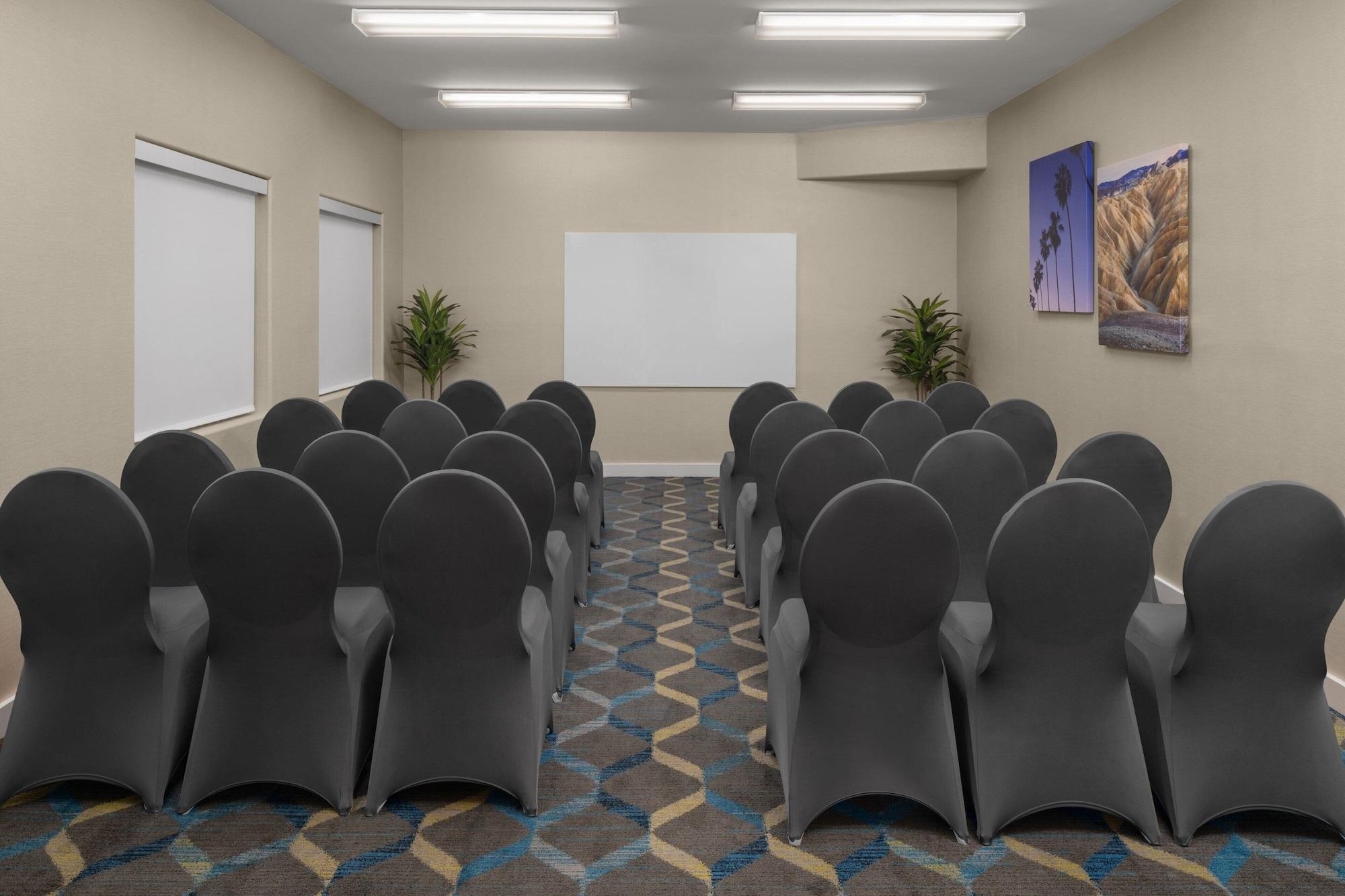 Sala de Reuniones Residence Inn By Marriott Santa Clarita Valencia