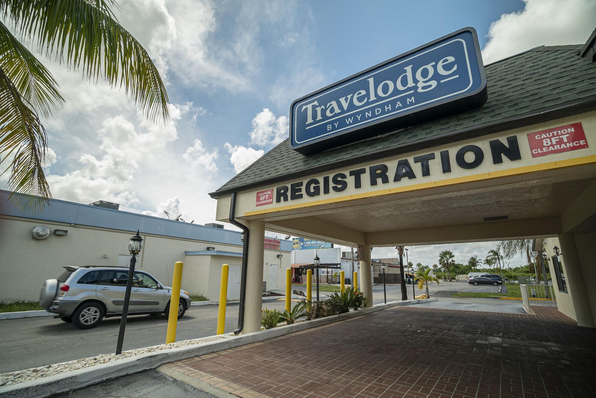 Vista Exterior Travelodge by Wyndham Florida City/Homestead/Everglades