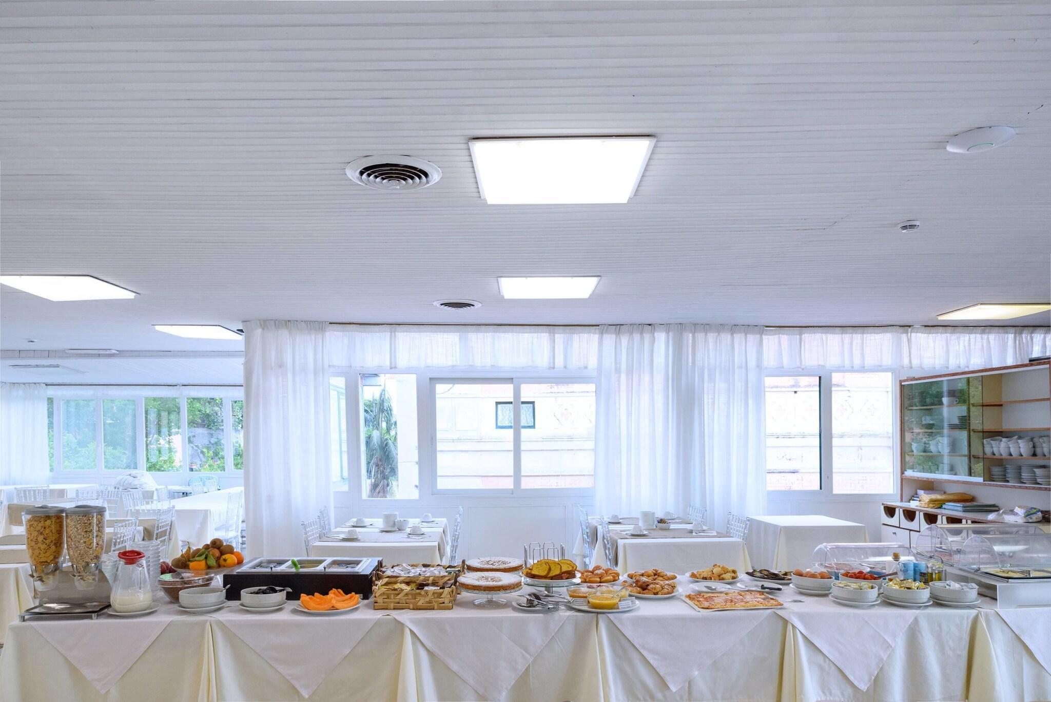 Bar/Salón Hotel Amalfi