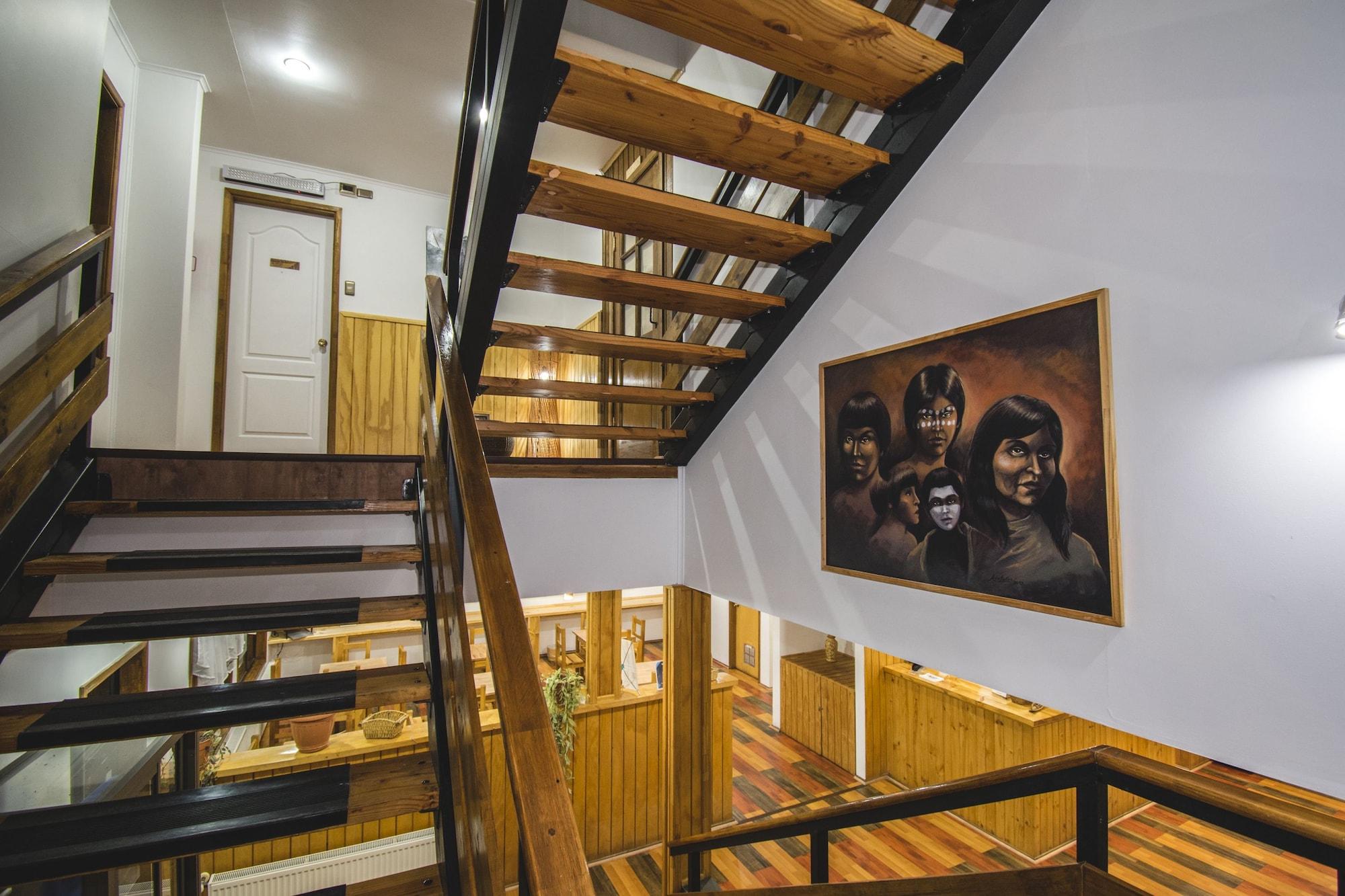 Varios Hotel Hallef