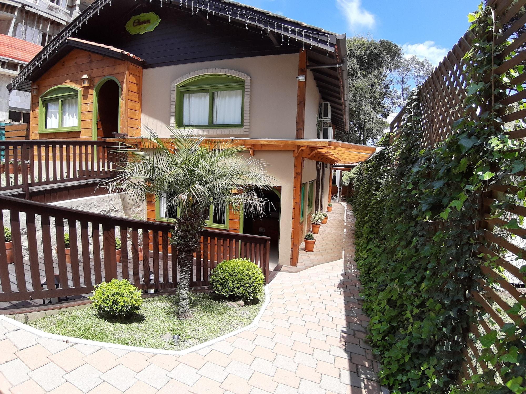 Vista Exterior Pousada Charm Canela