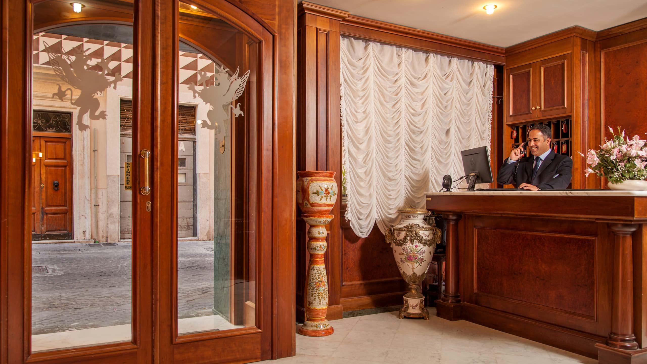 Vista Lobby Hotel Grifo