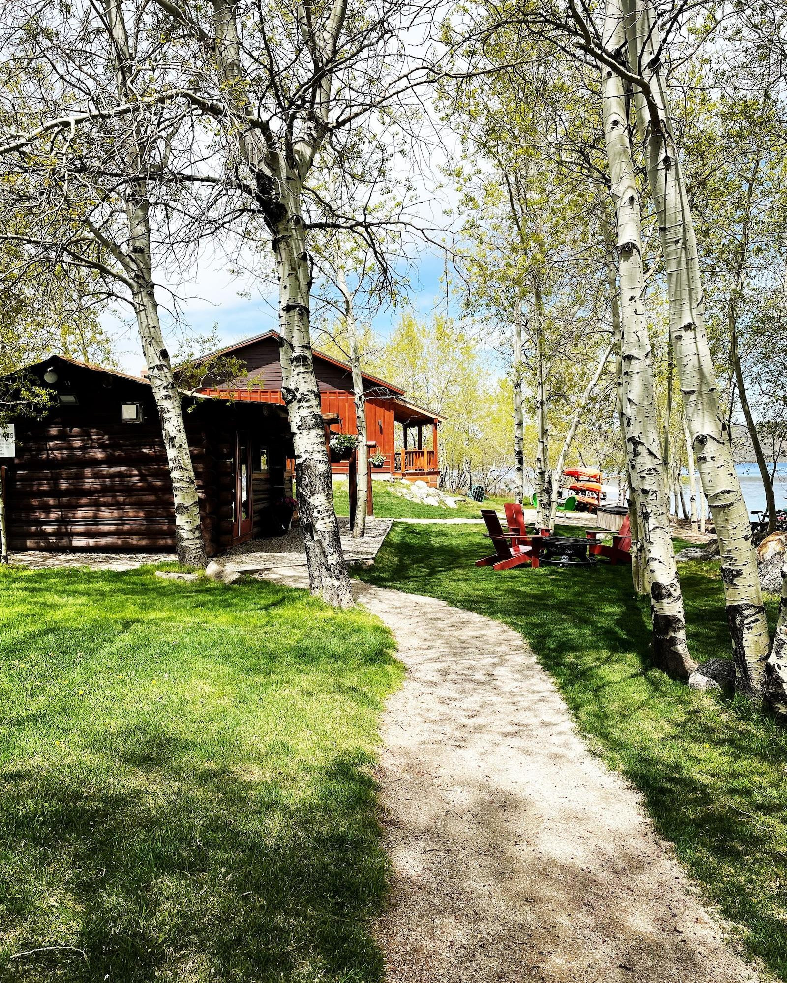 Vista Exterior Lakeside Lodge Resort & Marina