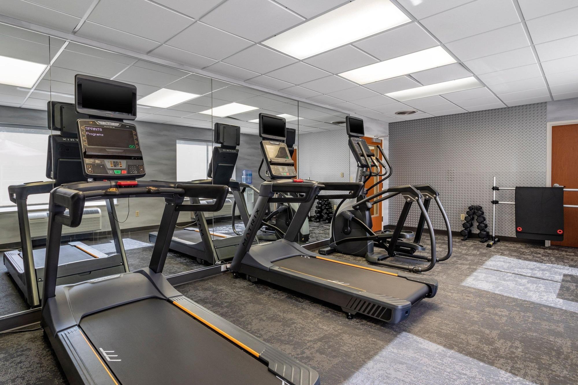 Gimnasio Fairfield Inn Suites by Marriott Cherokee