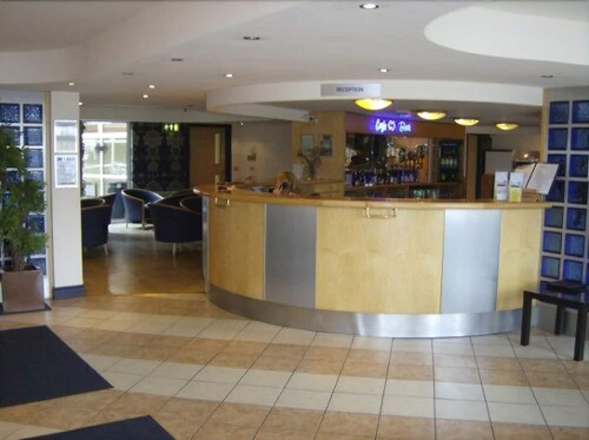 Vista Lobby Diamond Lodge Hotel Manchester