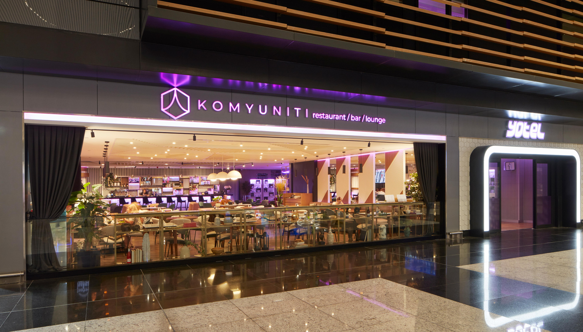 Bar/Salón YOTEL Istanbul Airport LANDSIDE, City Entrance
