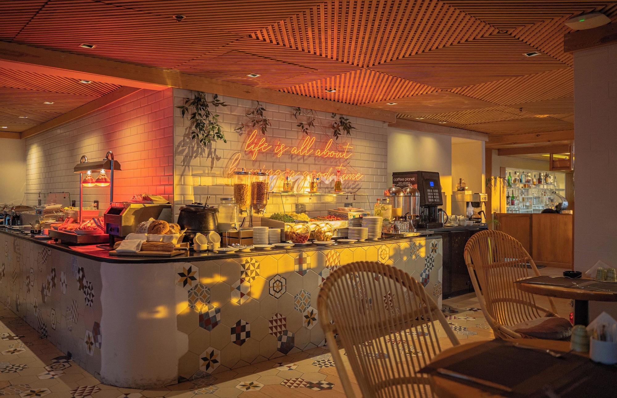 Restaurant New President Hotel Cairo