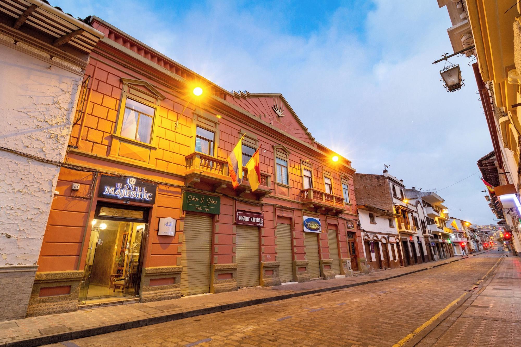 Vista Exterior HOTEL MAJESTIC 1 CUENCA