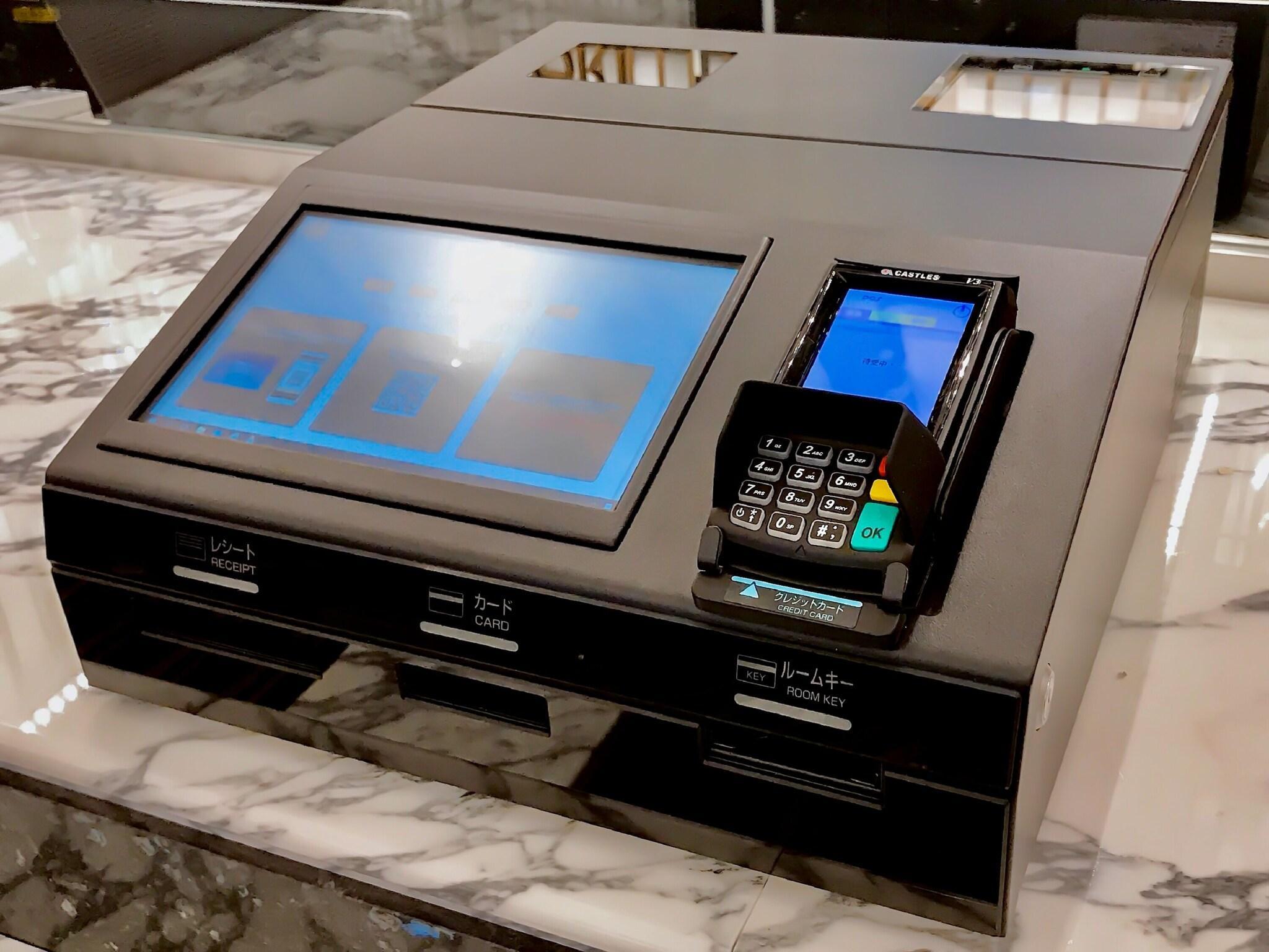 Vista Lobby APA Hotel Yokohama Kannai