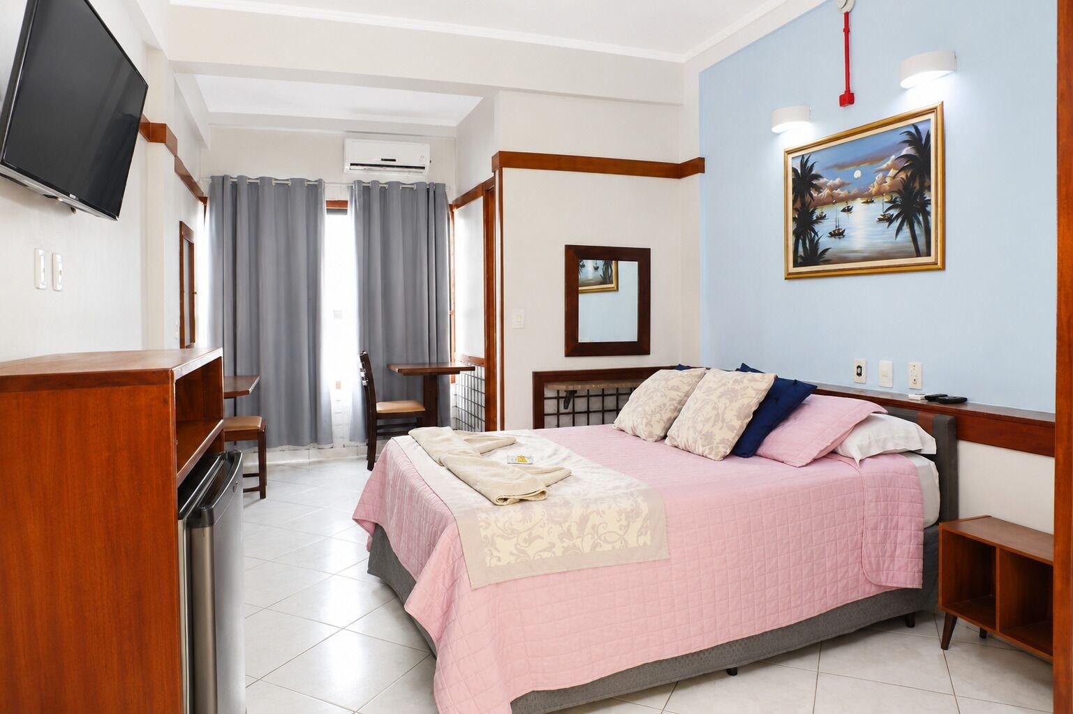 Quarto Hotel São Charbel