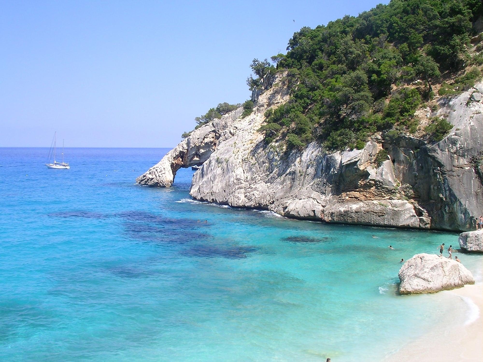 Playa Aparthotel Domus De Janas Sul Mare