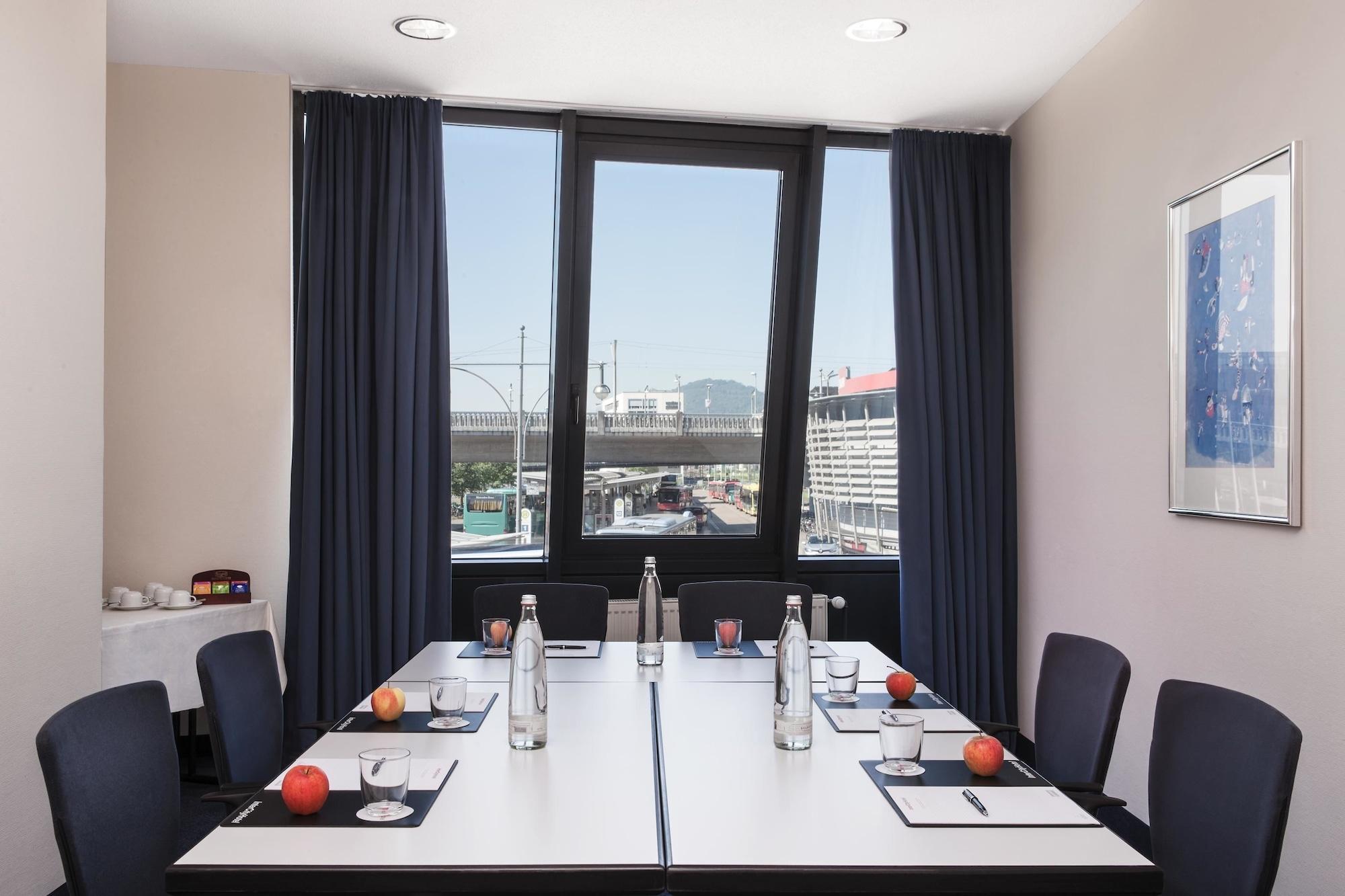 Sala de Reuniones IntercityHotel Freiburg