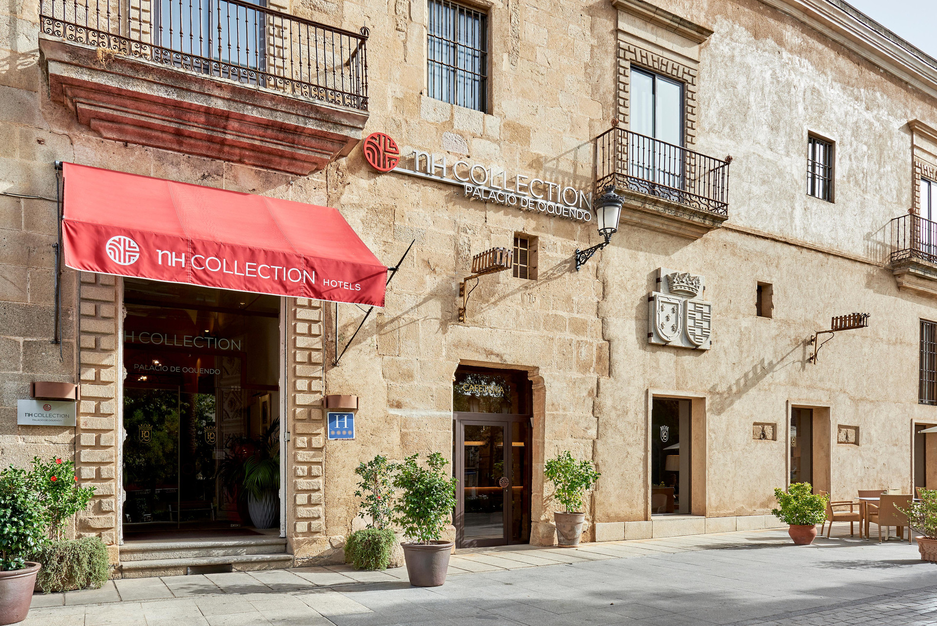 Vista Exterior NH Collection Cáceres Palacio de Oquendo