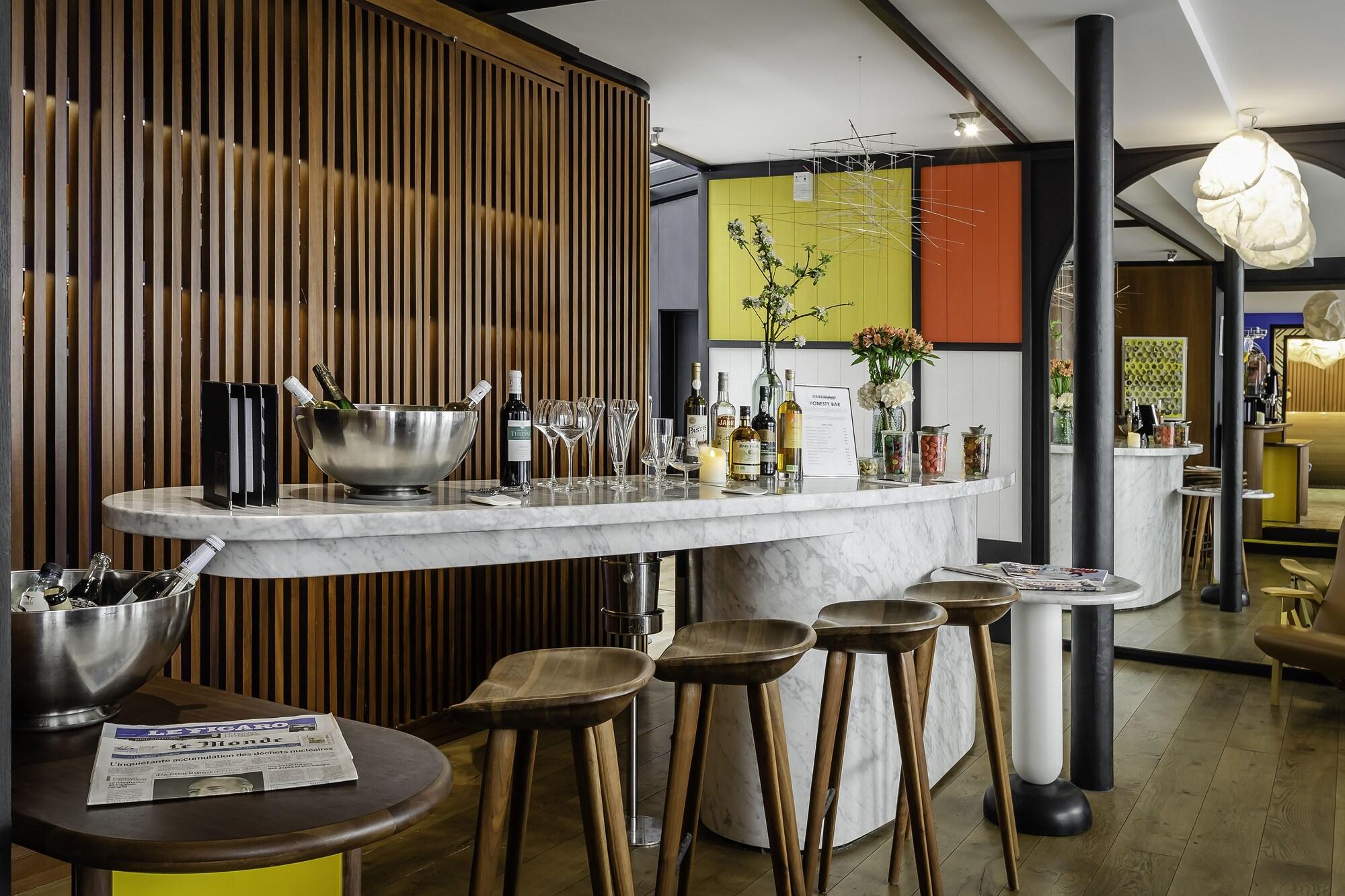Bar/Salón Hotel Du Ministere