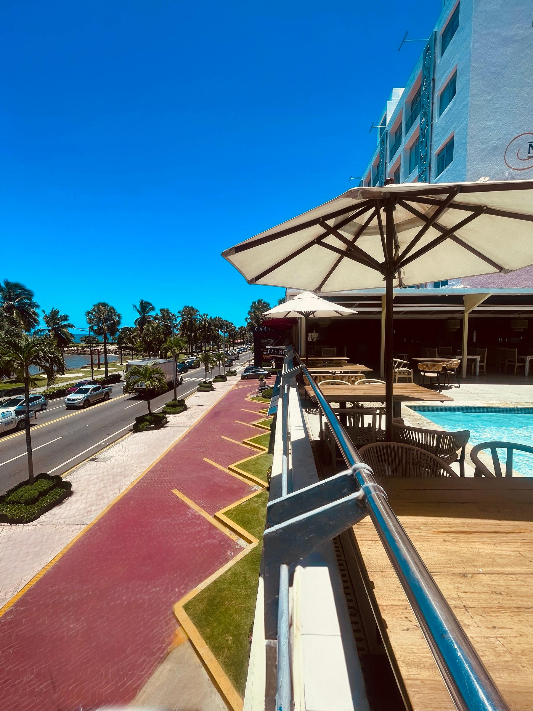 Vista Exterior Napolitano Hotel