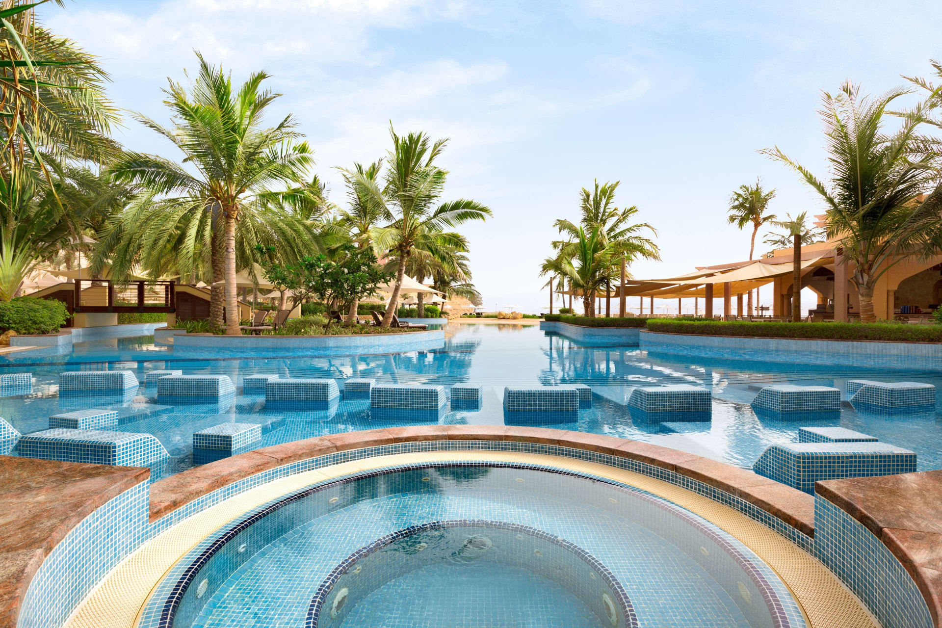 Vista Piscina Doubletree By Hilton Muscat Al Waha