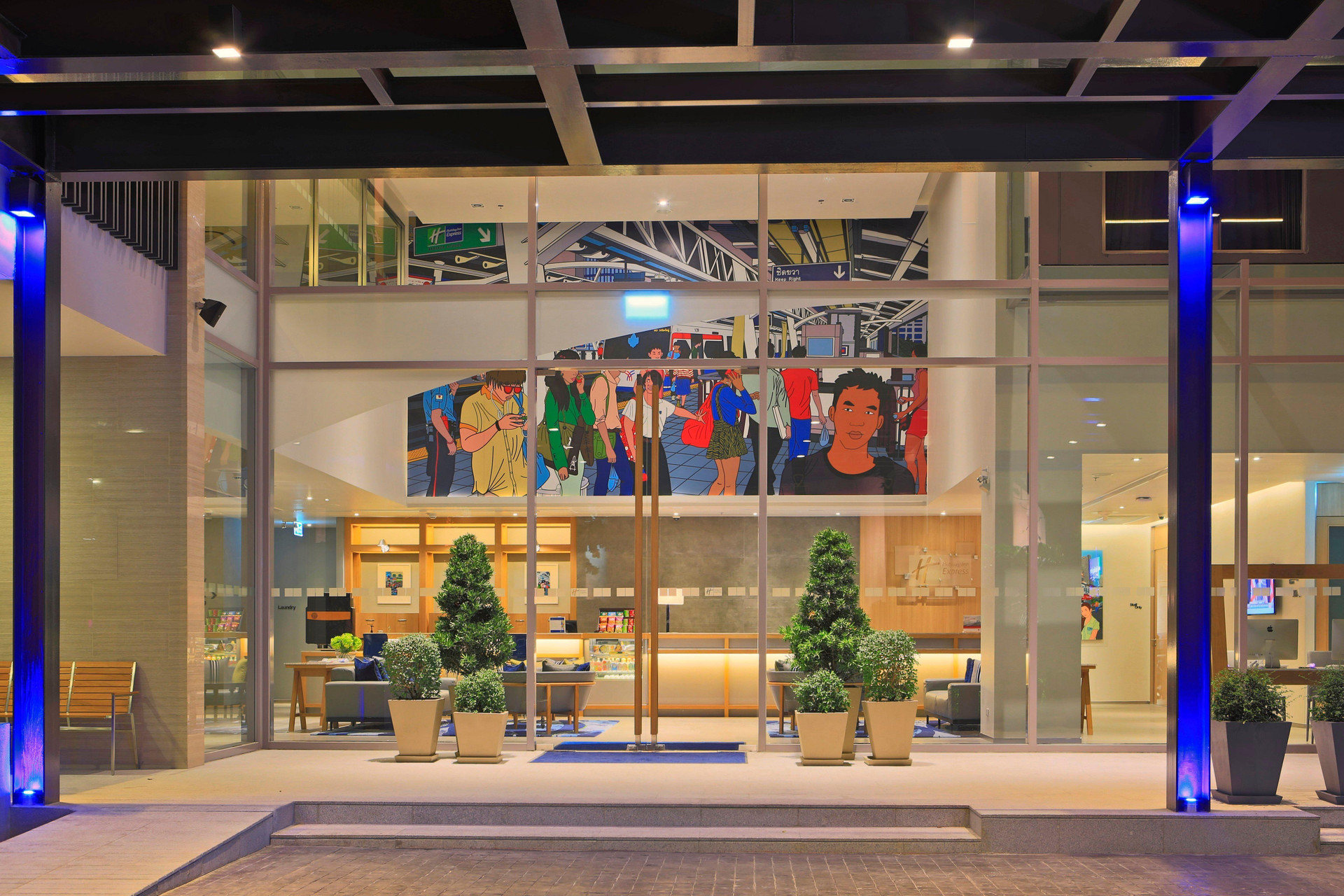 Vista Exterior Holiday Inn Express Bangkok Sathorn by IHG