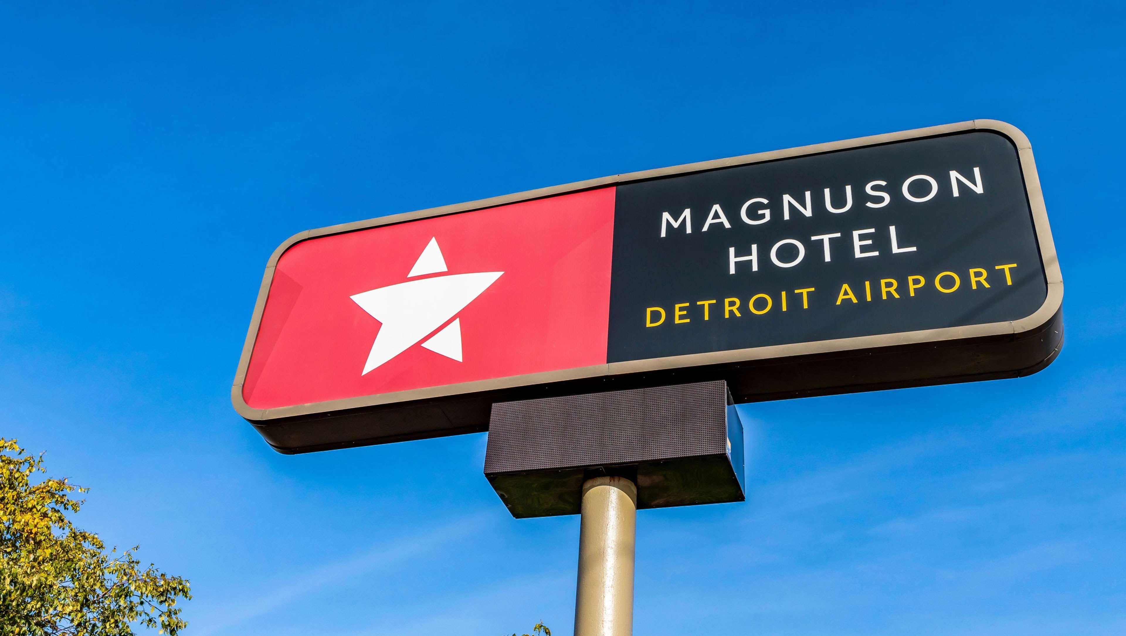Vista Exterior Magnuson Detroit Airport