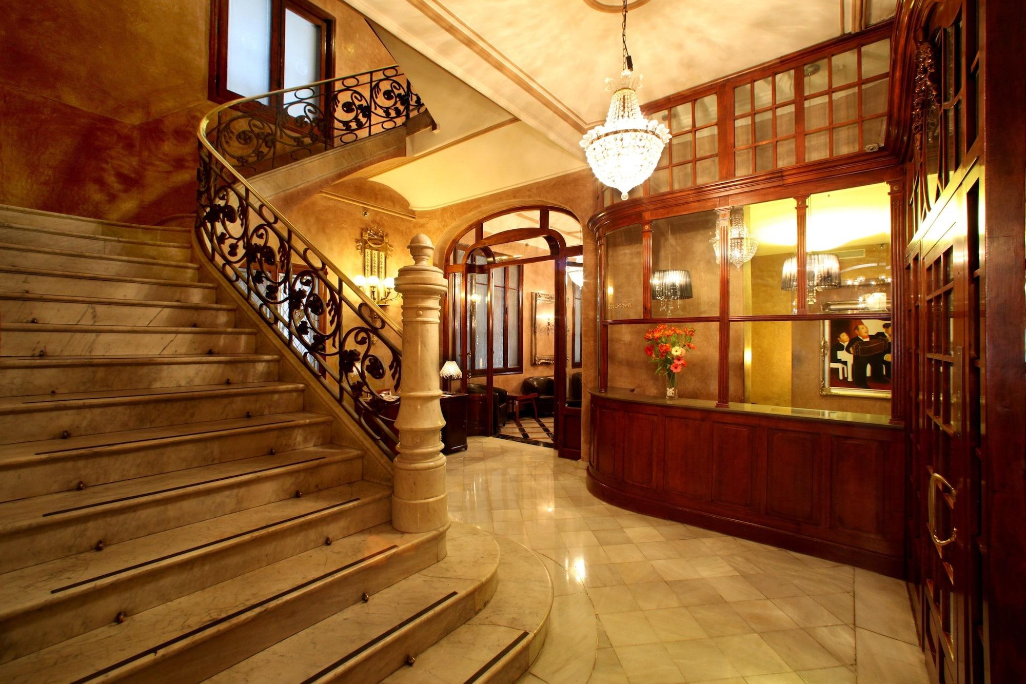 Vista Lobby Hotel Nouvel