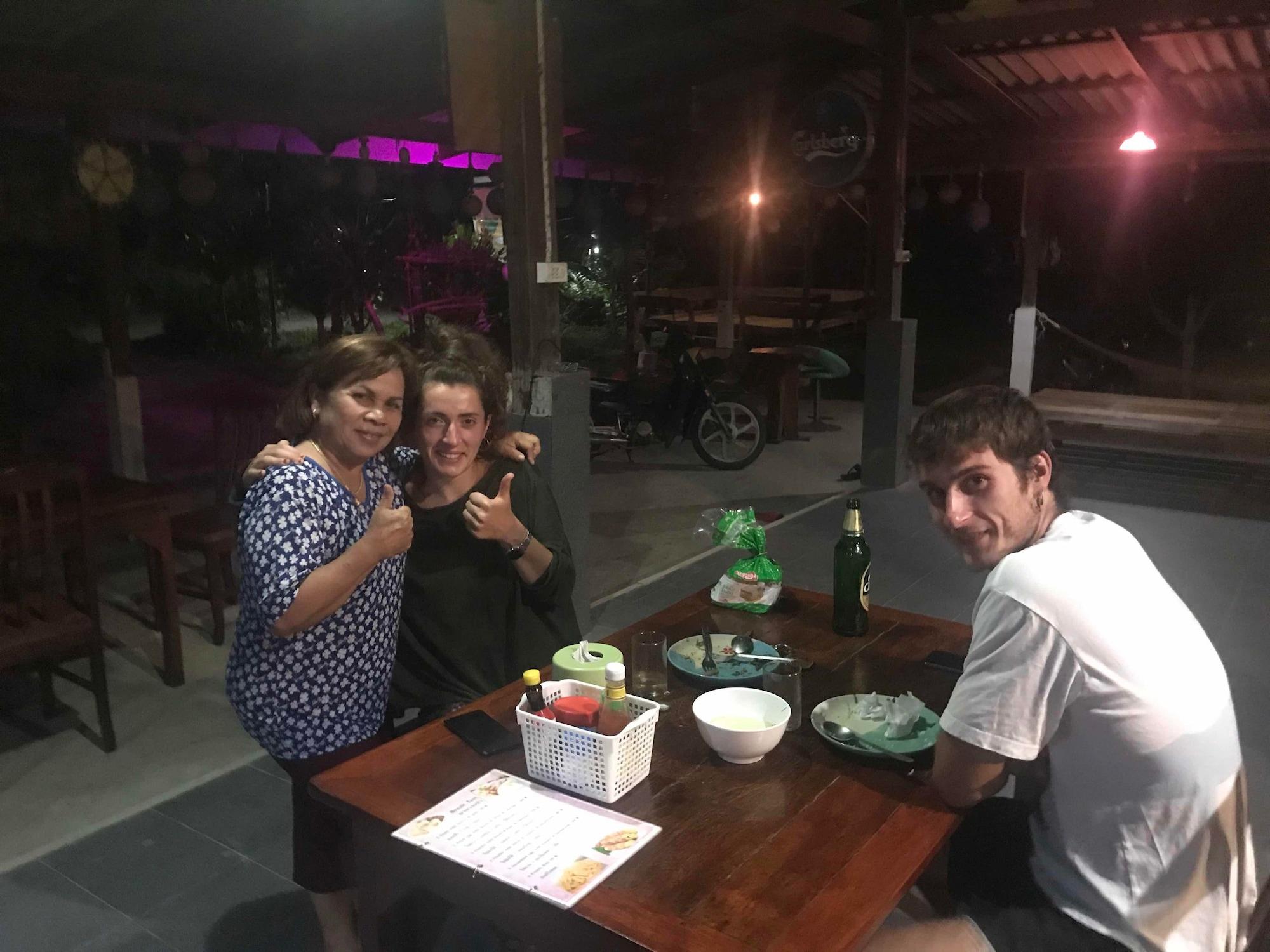 Bar/Salón Rasta House