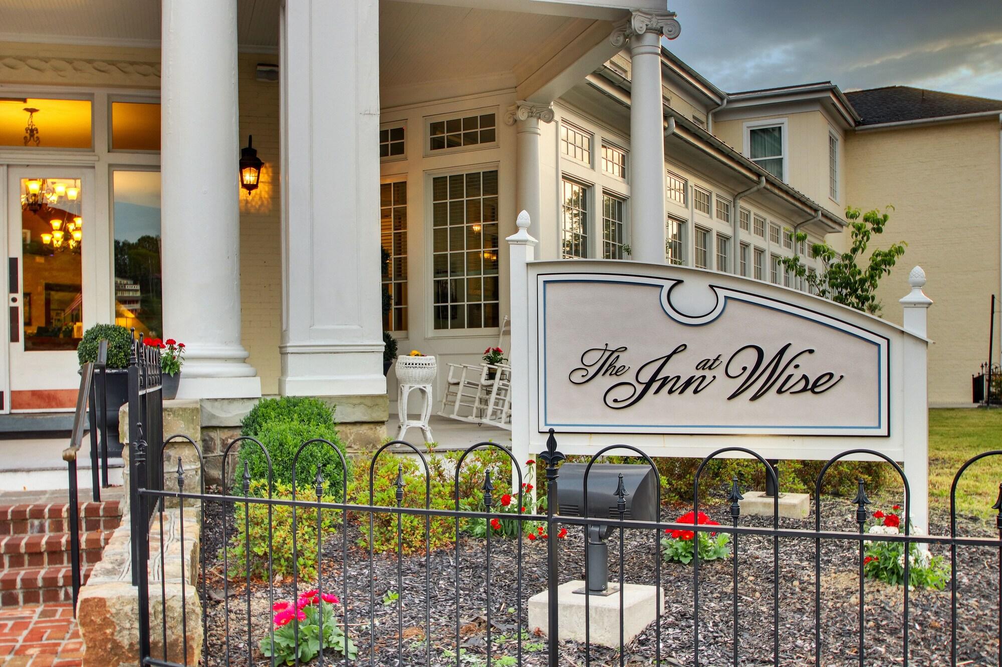 Vista Exterior The Inn at Wise
