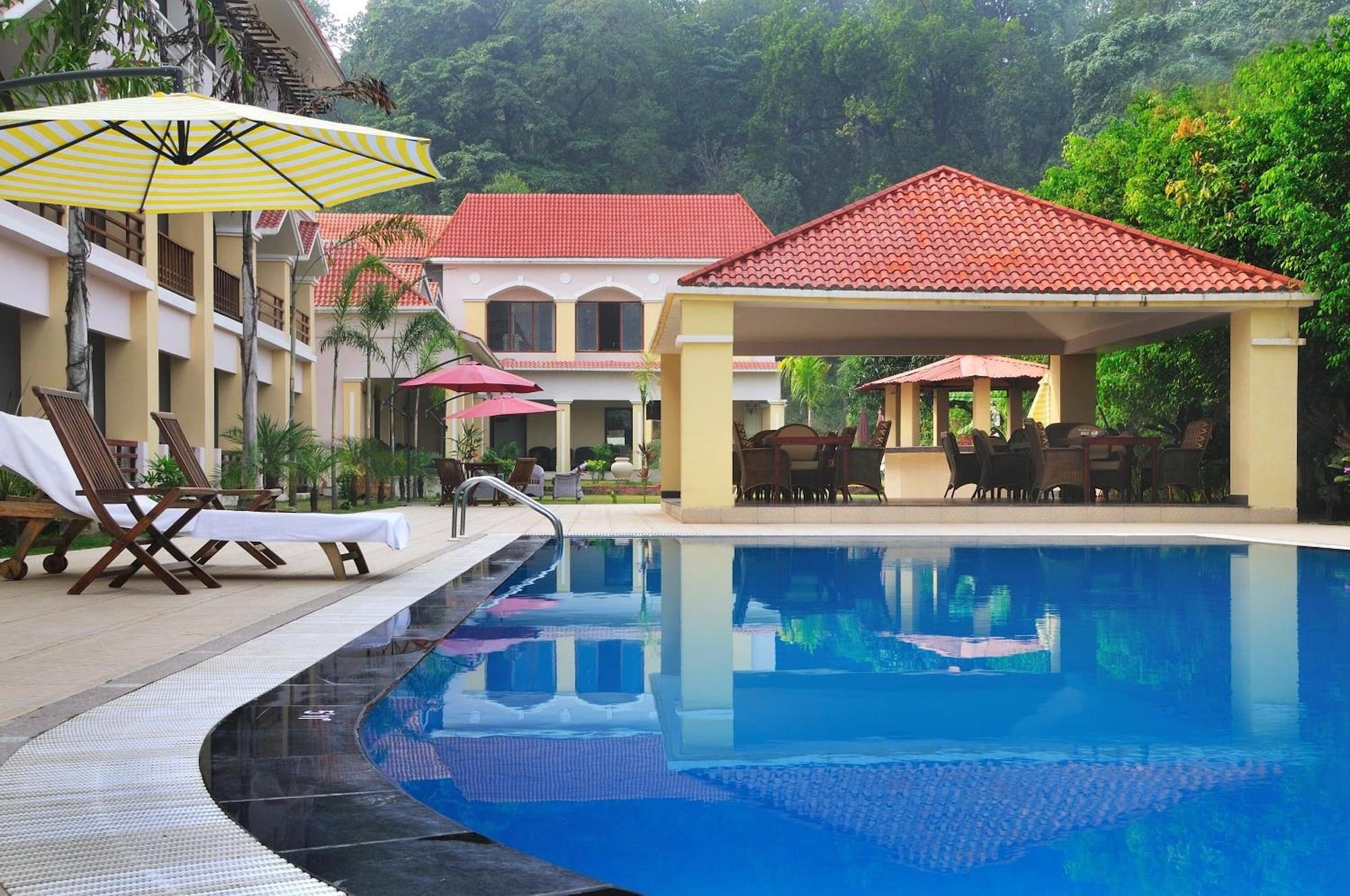 Vista Piscina Le ROI Corbett