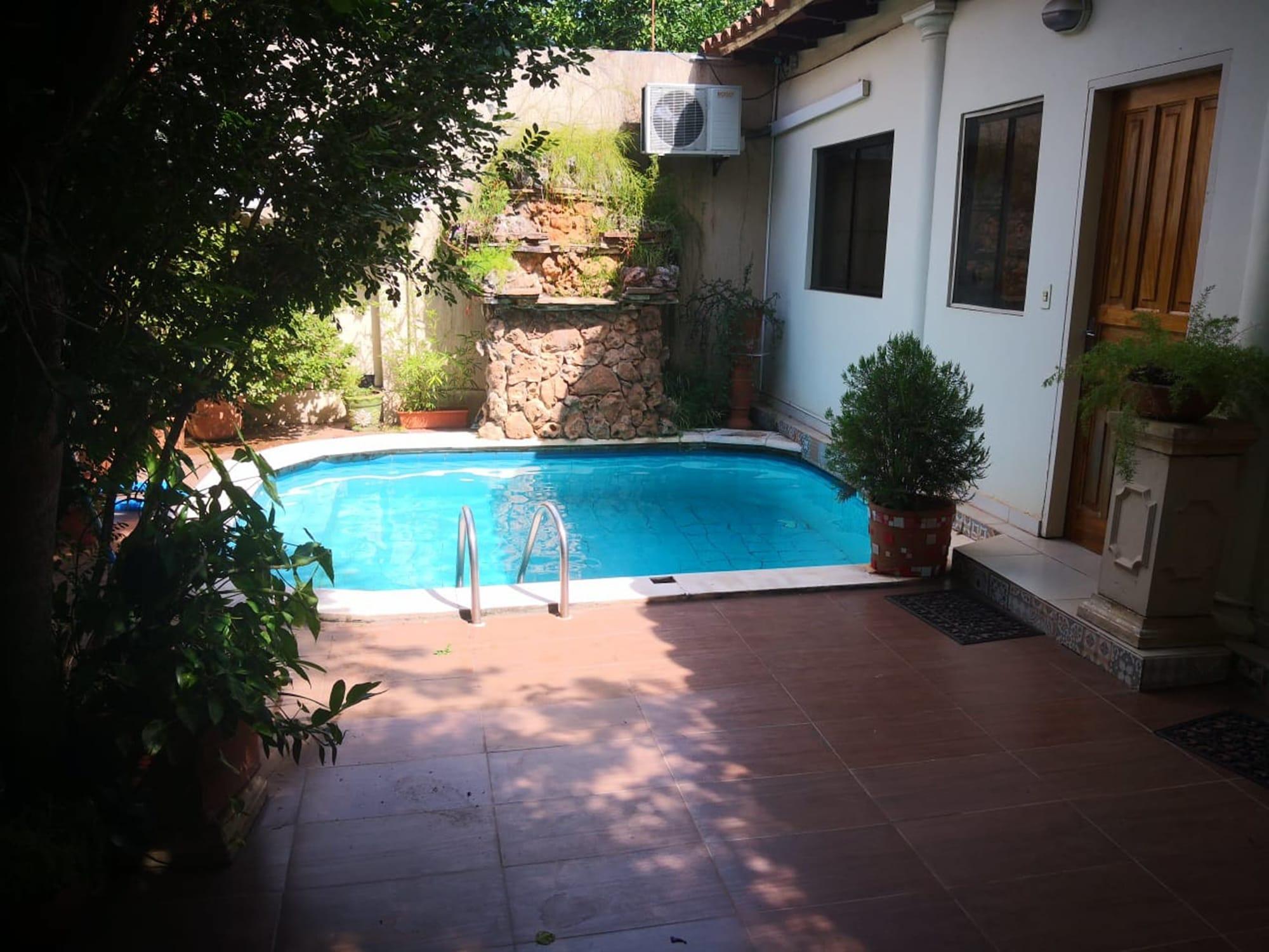 Vista Piscina Villa Fortuna Casa Hotel
