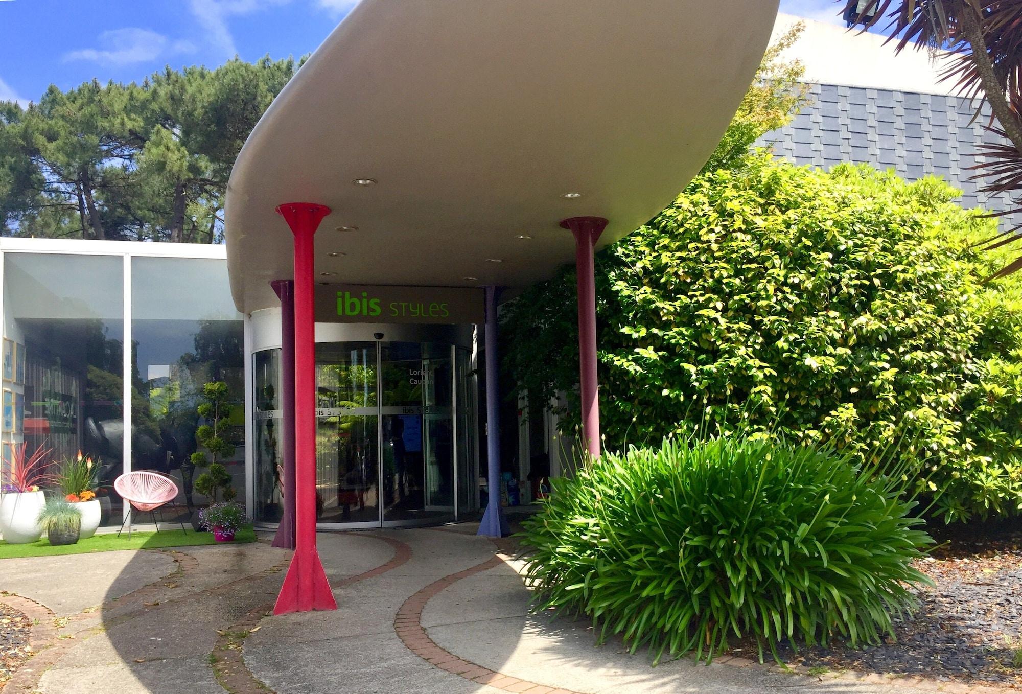 Vista Lobby ibis Styles Lorient Caudan