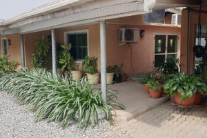 Alojamiento - Aishar Residence