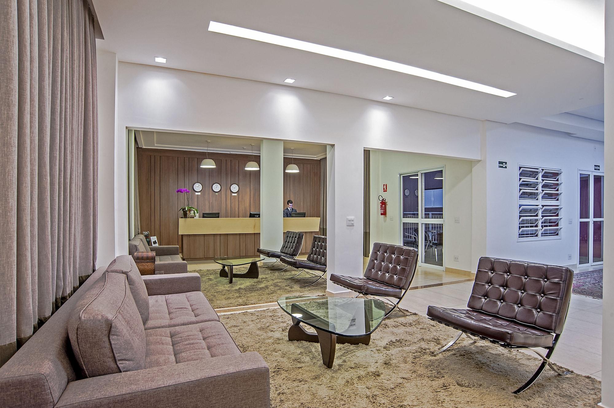 Vista Lobby The Hill Executive