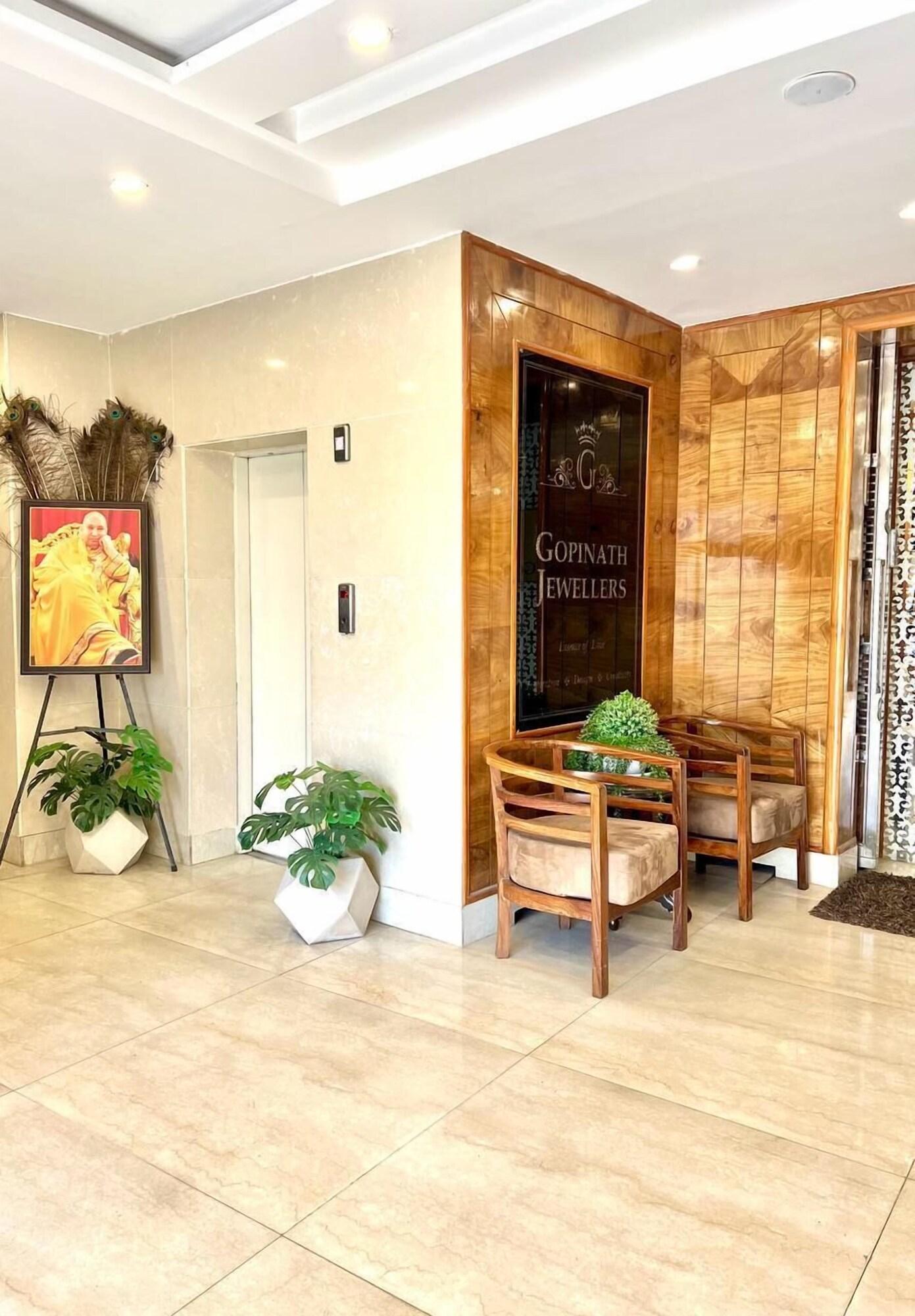 Vista Lobby Gopinath The Grand