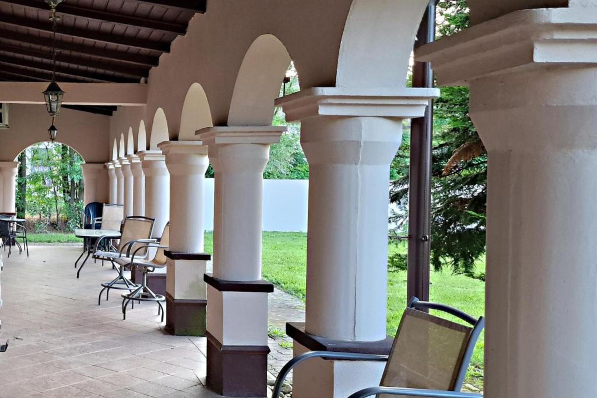 Vista Lobby The Luxo Wine Museum & Hotel