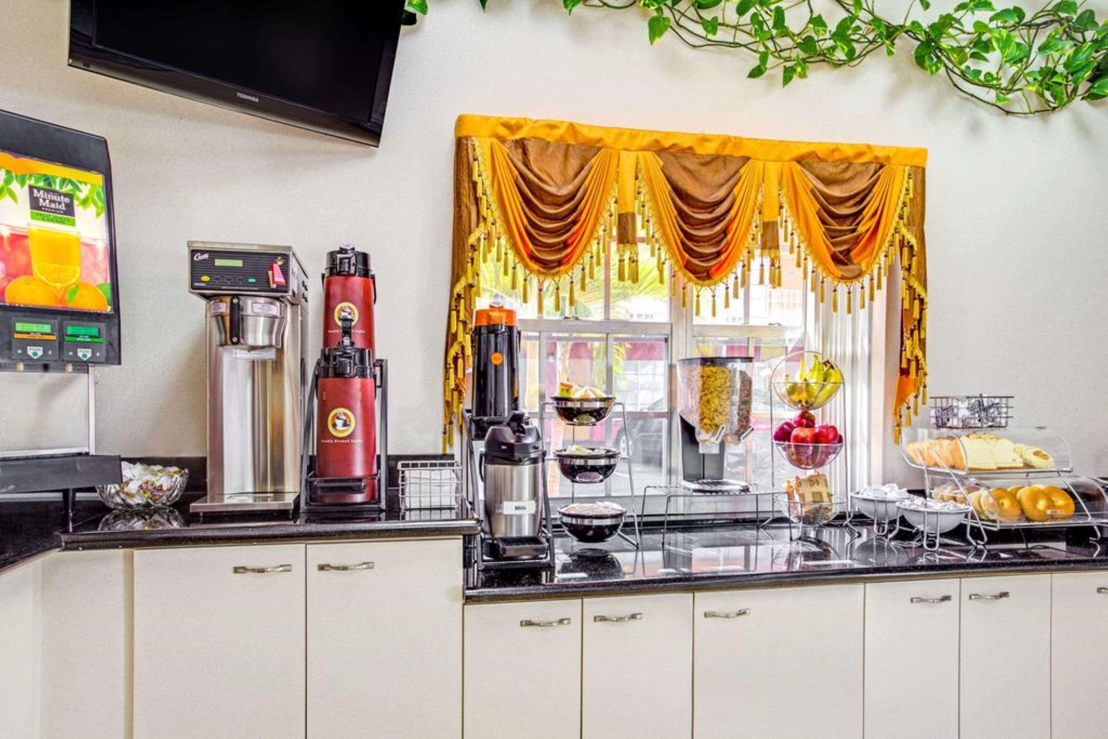 Restaurant Surestay By Best Western Sarasota Lido Beach