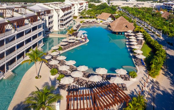 El Beso Adults Only at Ocean Riviera Paradise All Inclusive - Hoteles frente a la playa en Playa del Carmen, México