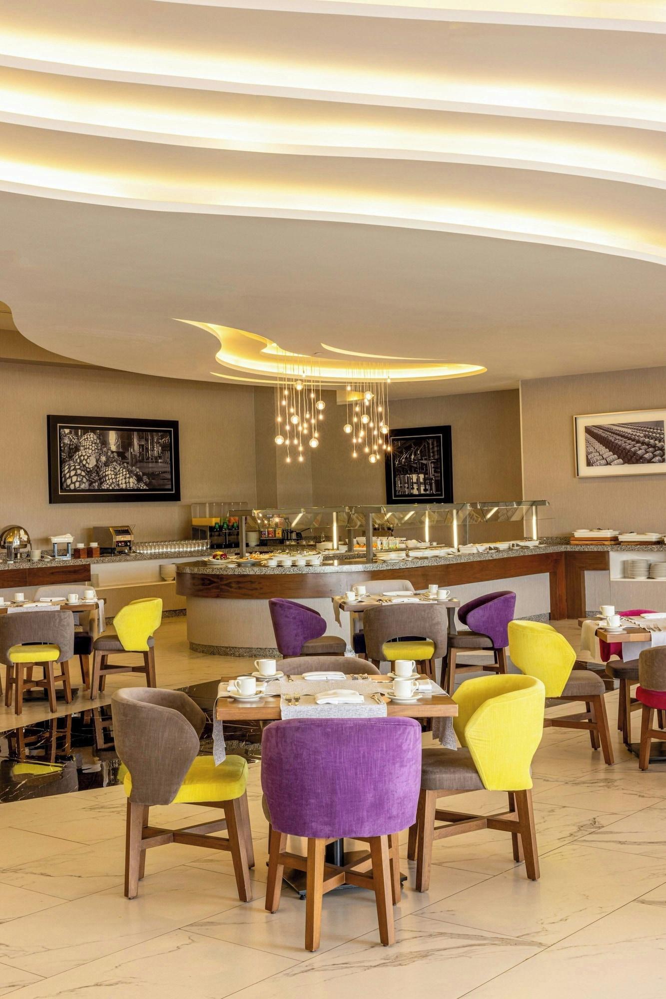 Restaurant Sheraton Guadalajara Expo