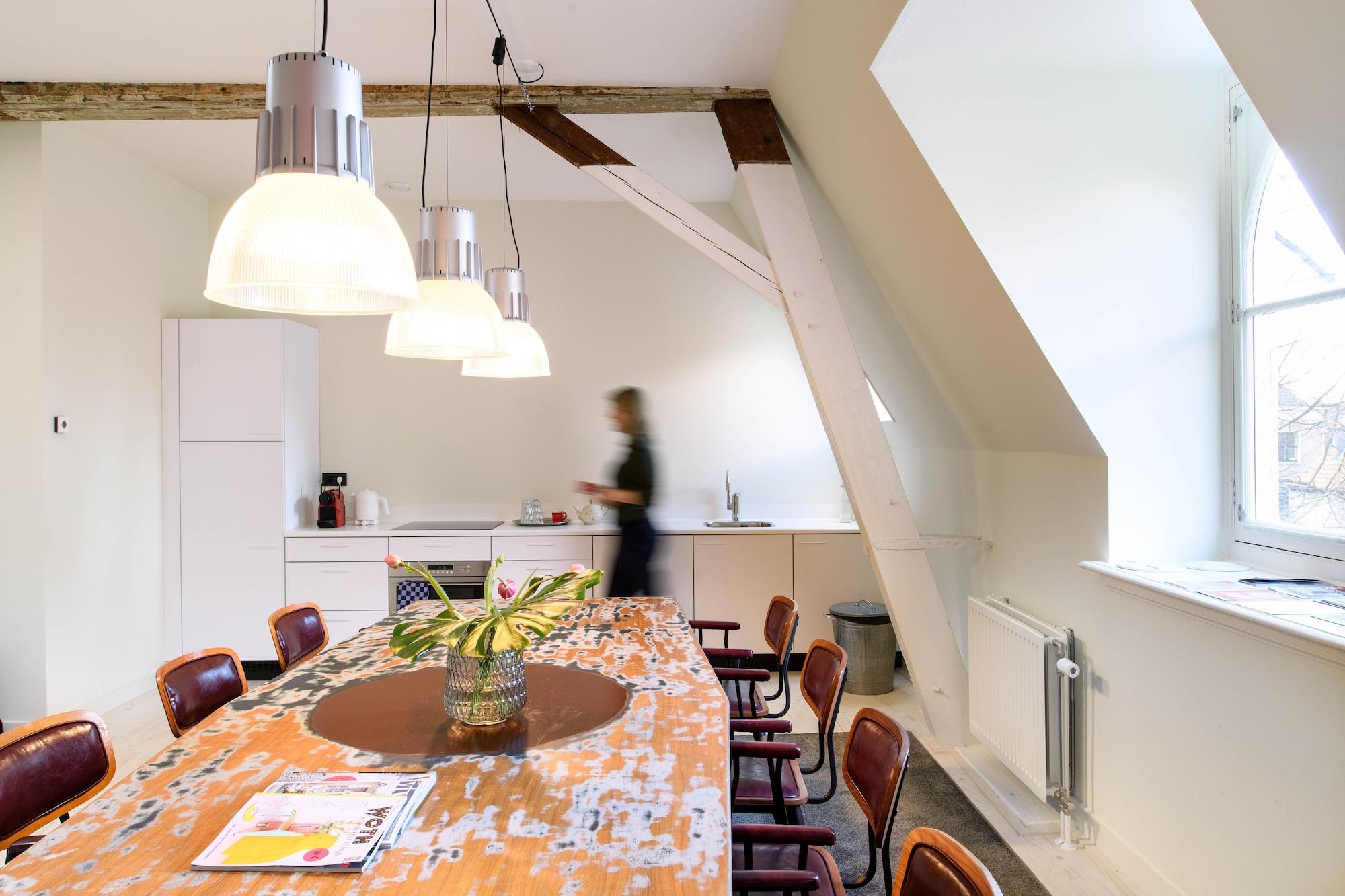 Bar/Salón Hotel in het Huis van Deventer