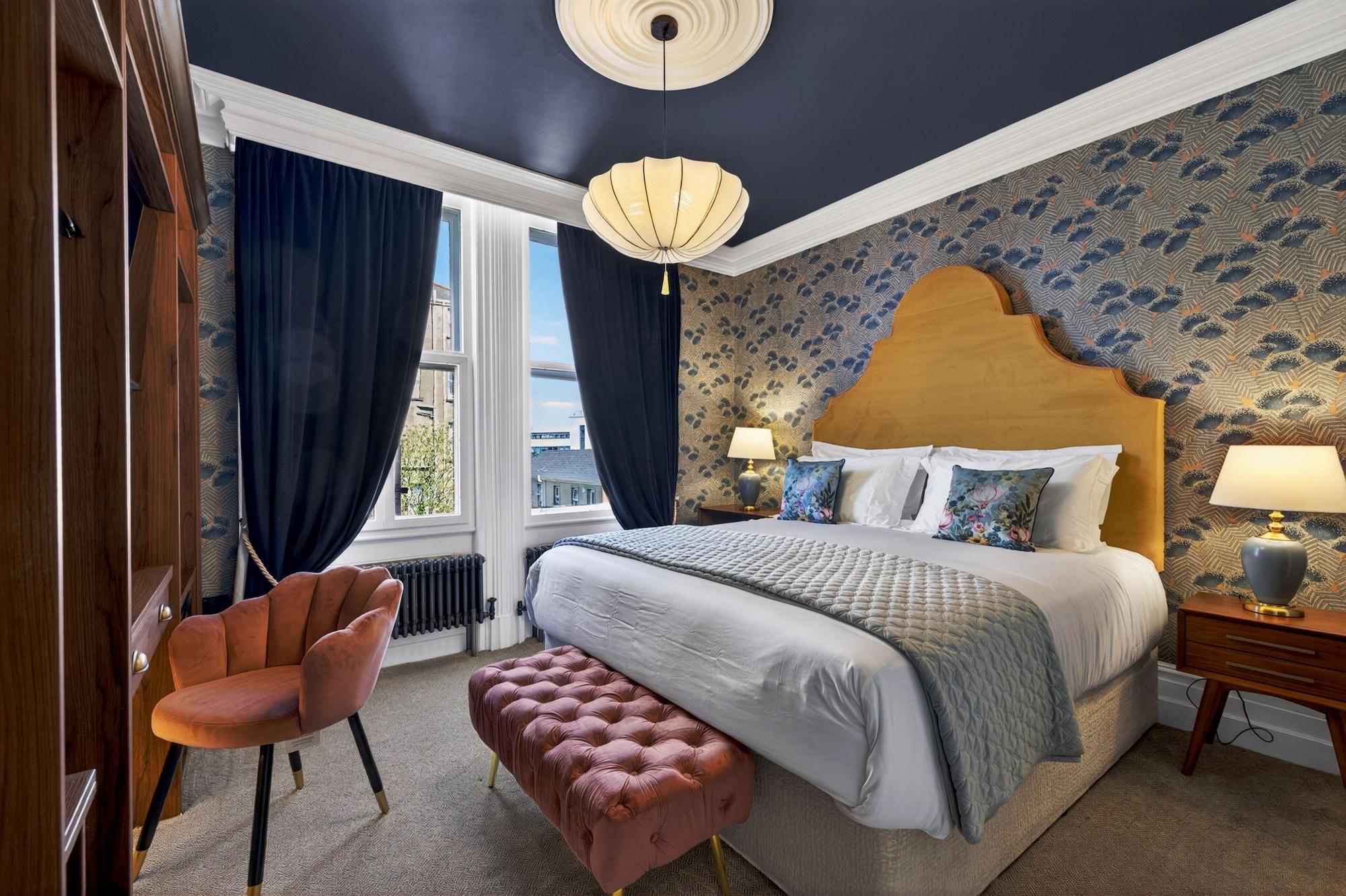 Varios Clarence House