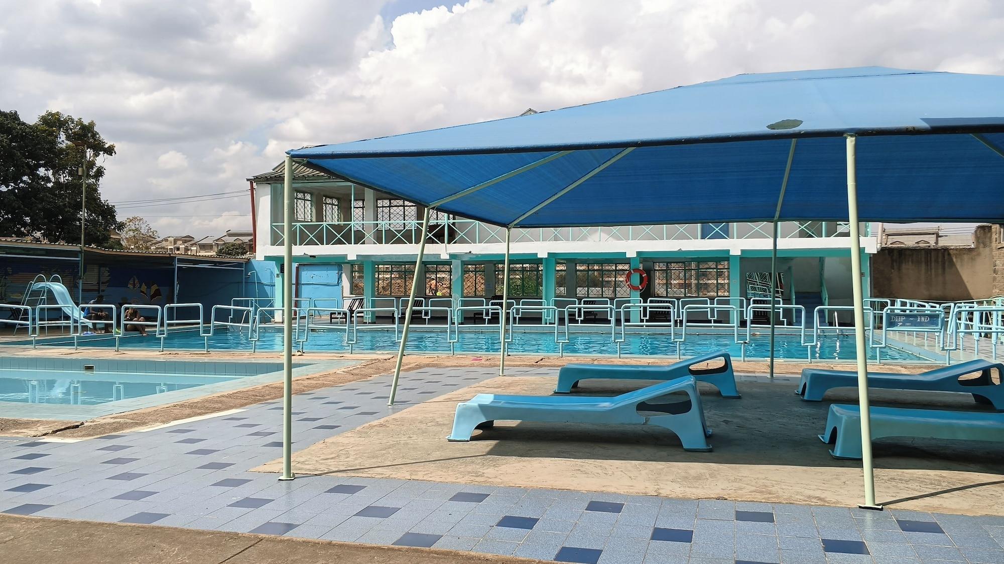 Vista Piscina Sadili Oval B & B