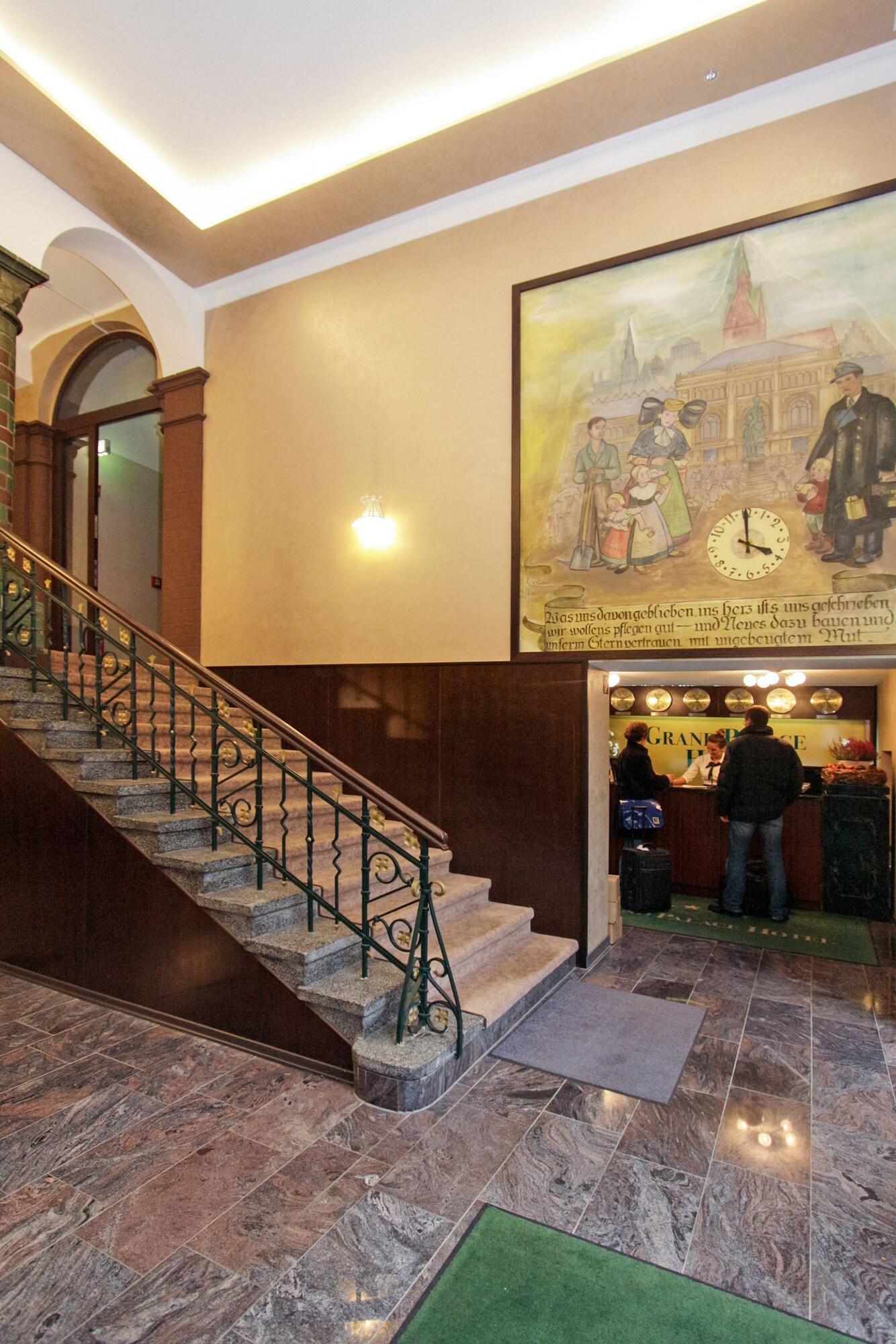 Vista Lobby Grand Palace Hotel Hannover