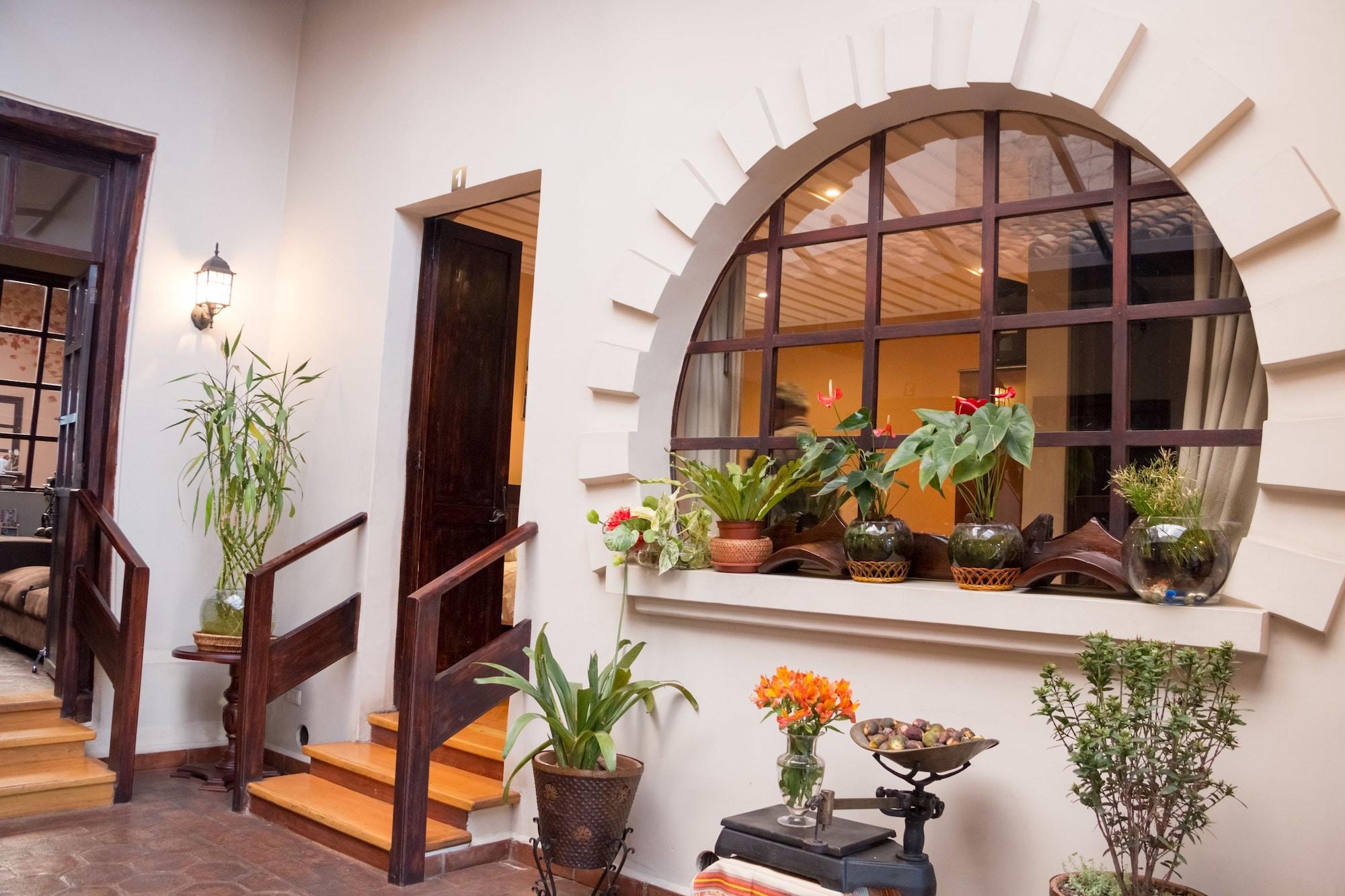 Vista Lobby Hotel Calle Angosta