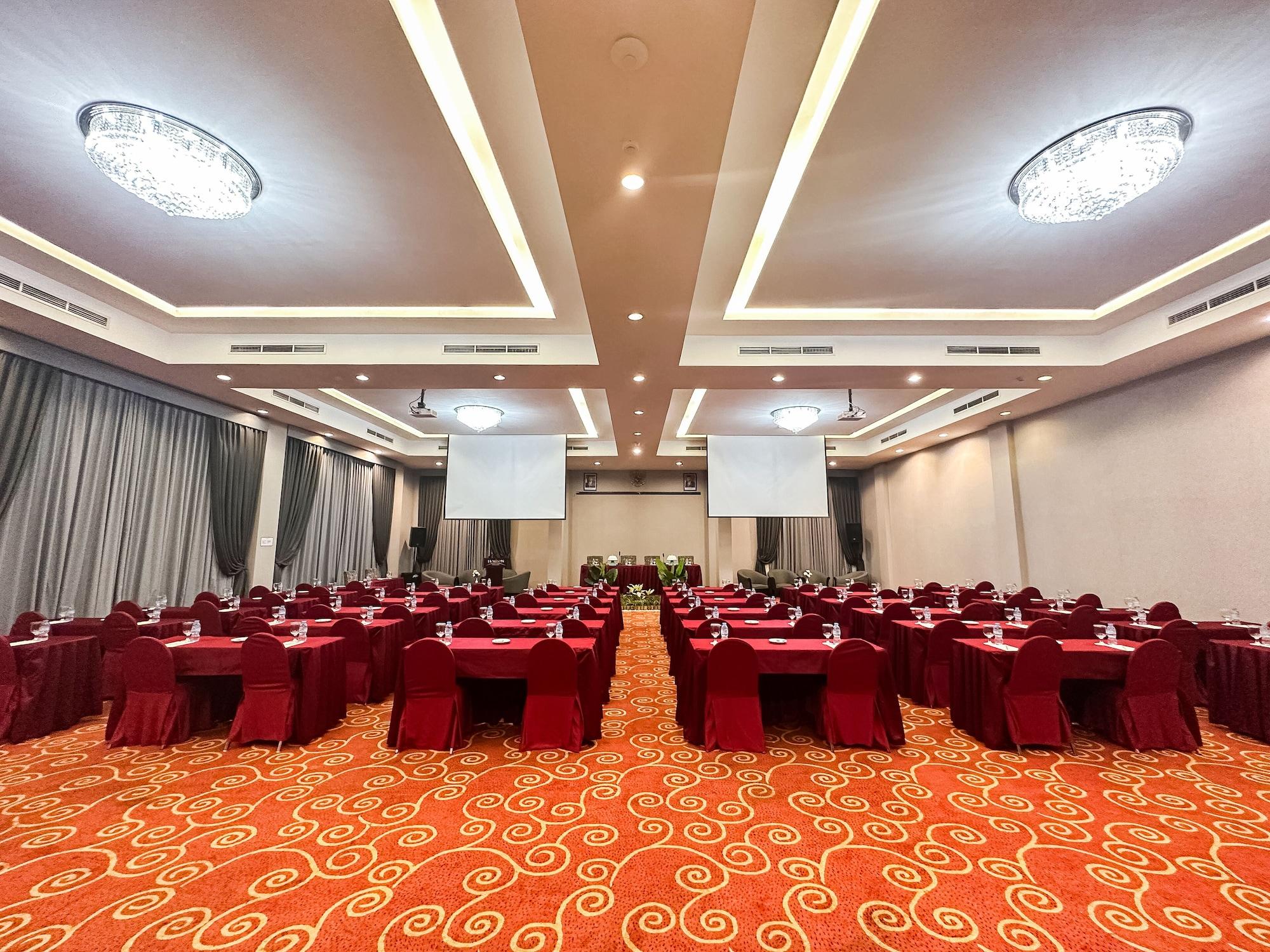 Sala de Reuniones Horison Kendari