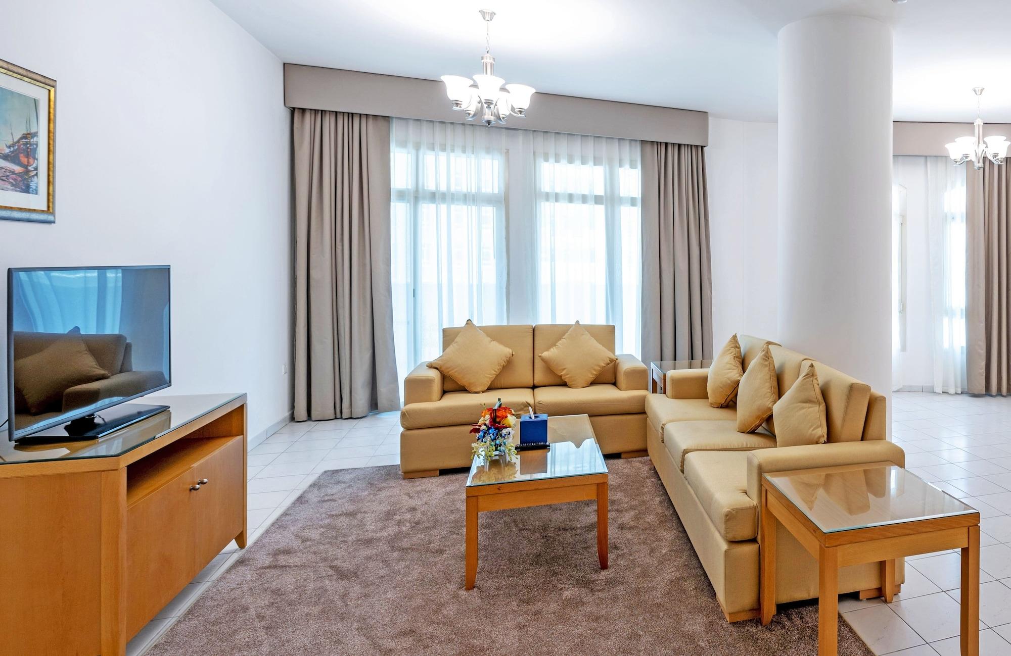 Habitación Swissôtel Al Murooj Dubai